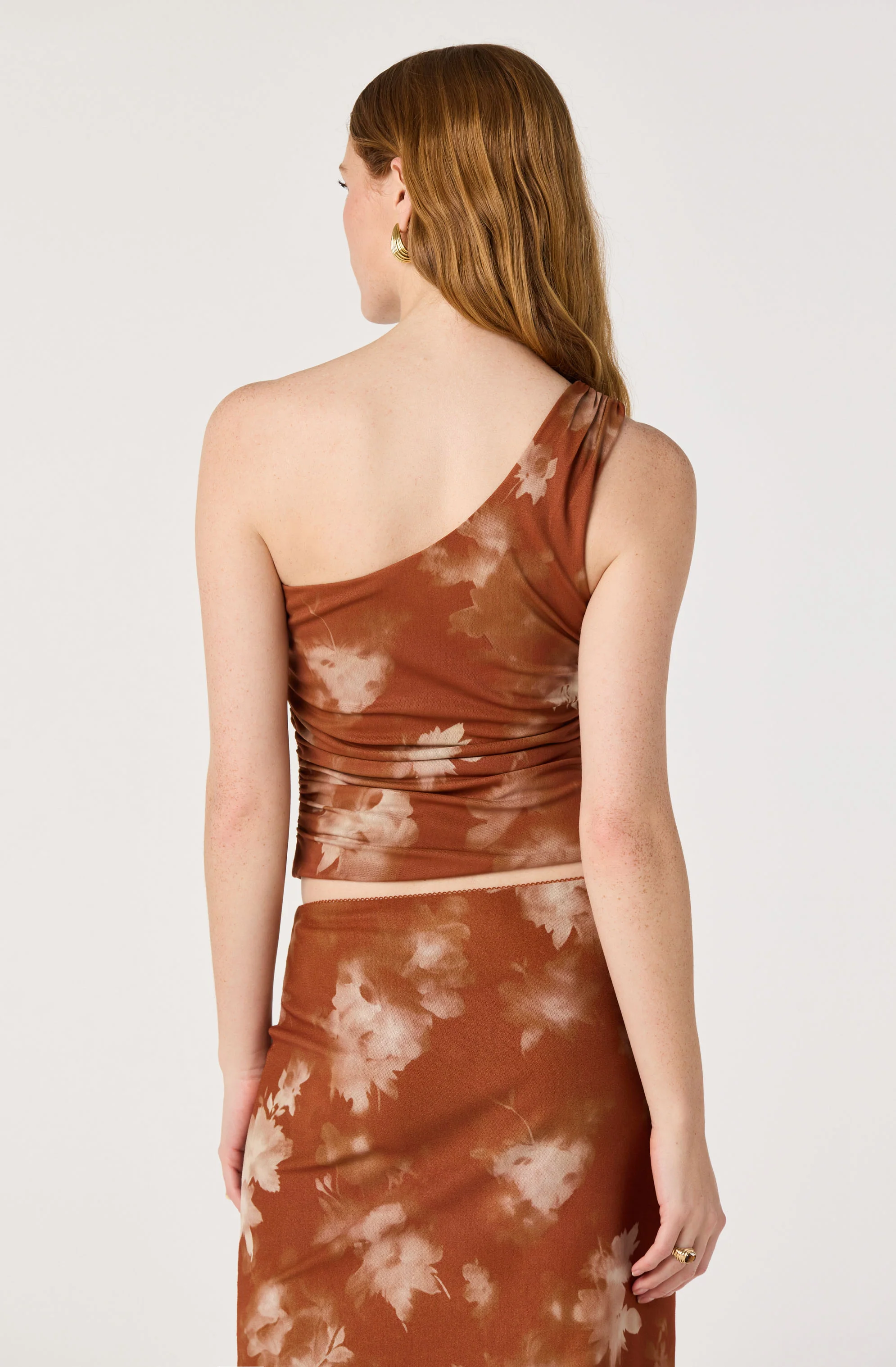 Adalee One-Shoulder Ruched Crop Top - Image 5