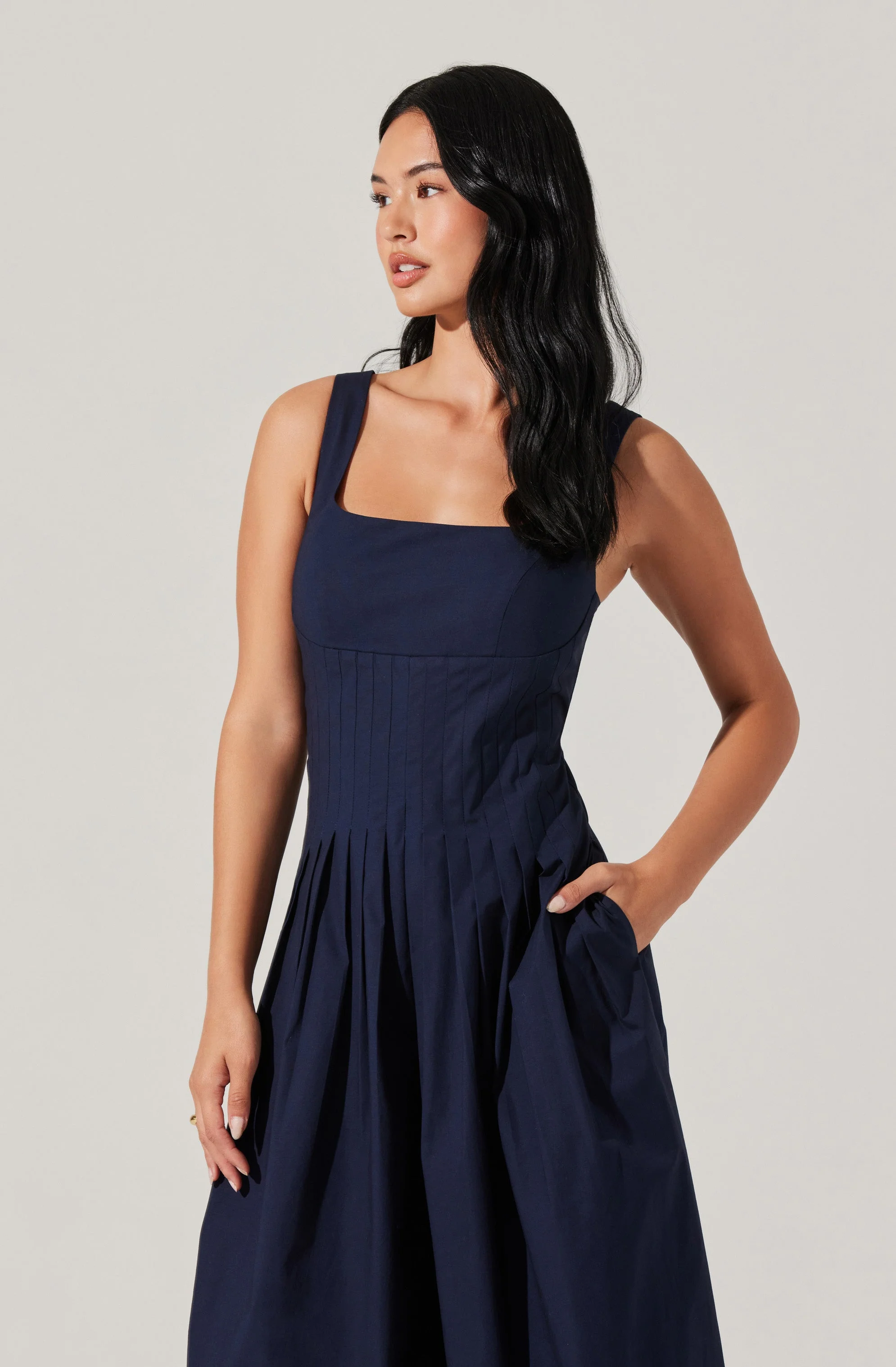 Aeryn Pleated Wide Leg Jumpsuit - Image 3