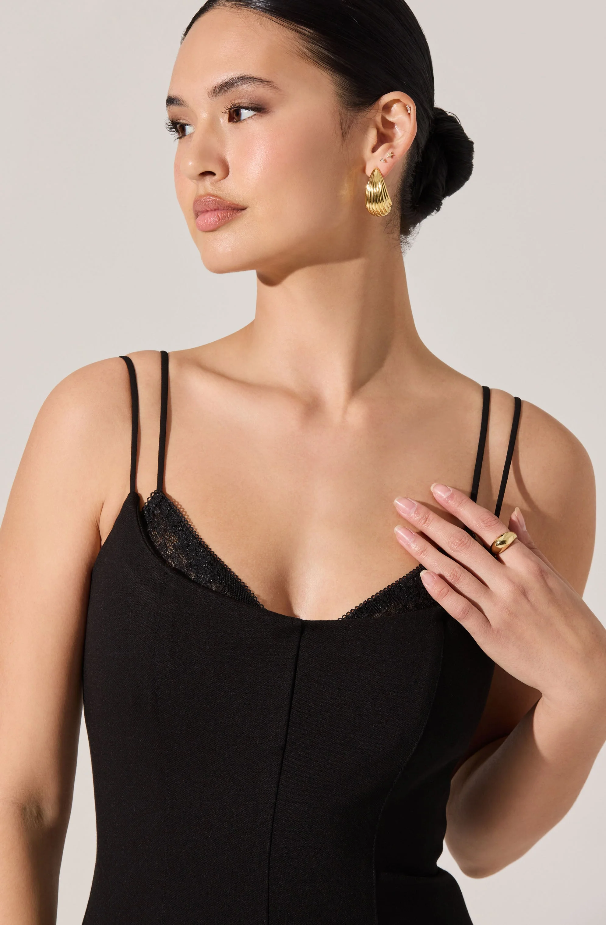 Allura Peekaboo Lace Midi Dress - Image 2