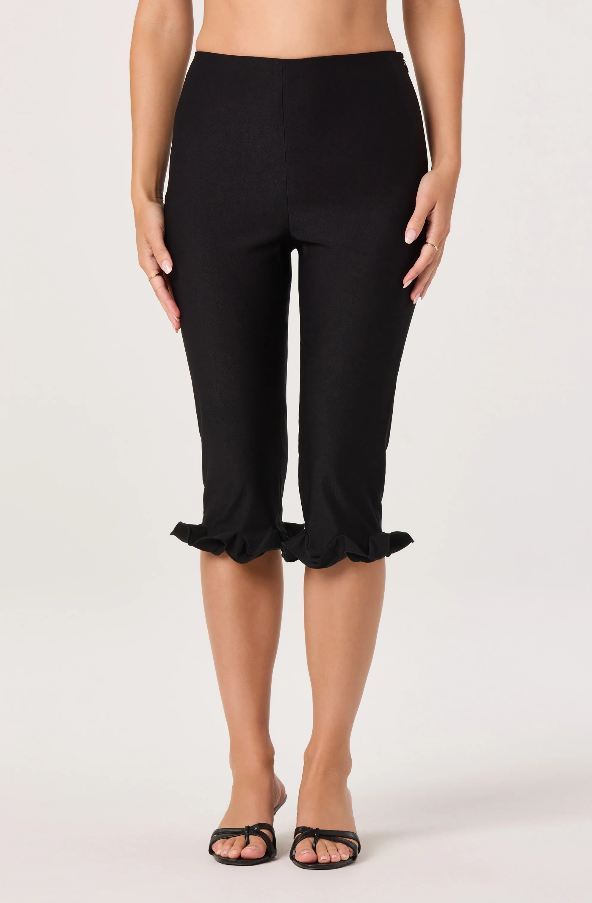 Amalie Ruffle Hem Capri Pants - Image 2