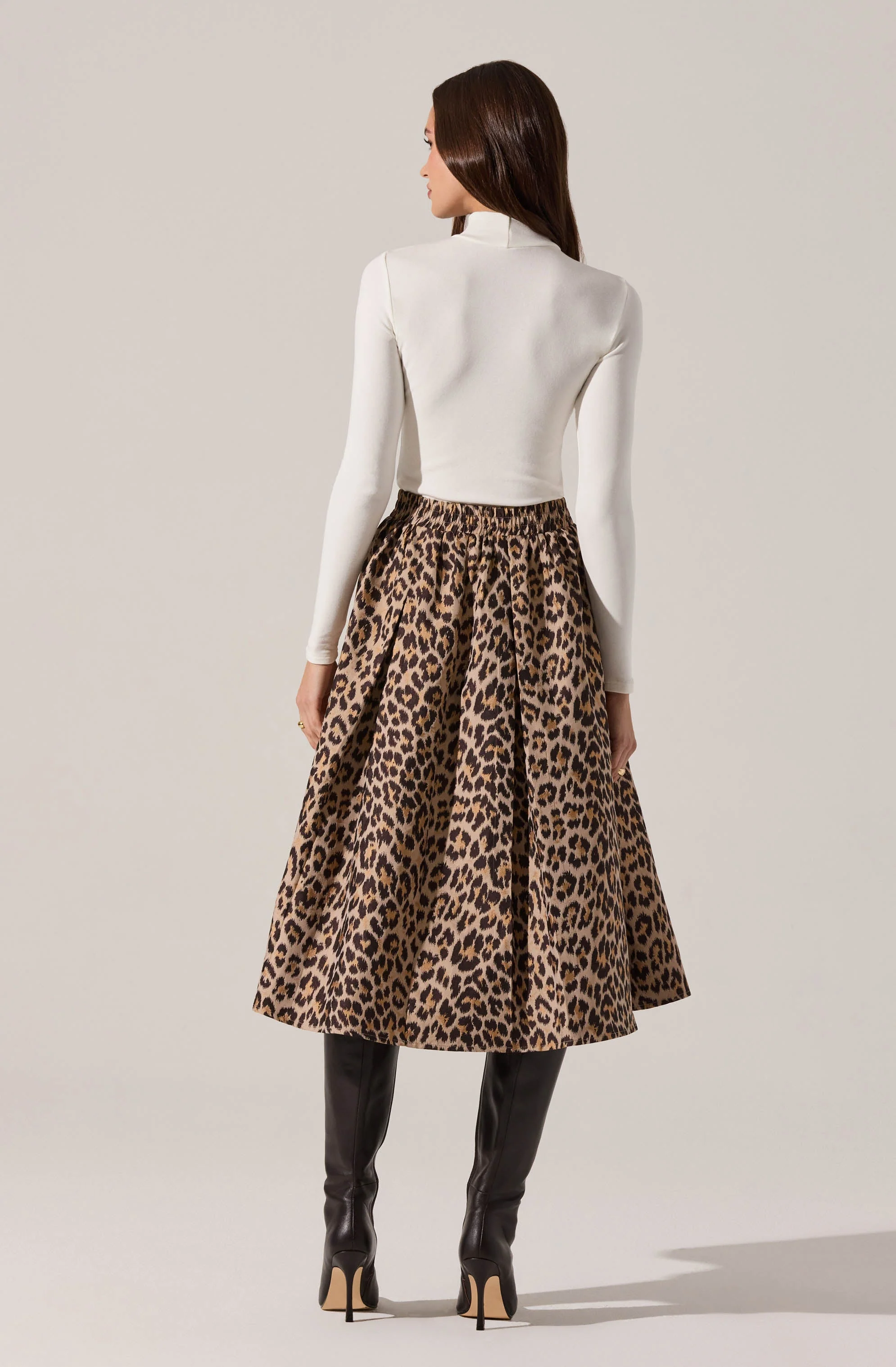 Andolina Pleated Leopard Midi Skirt - Image 4