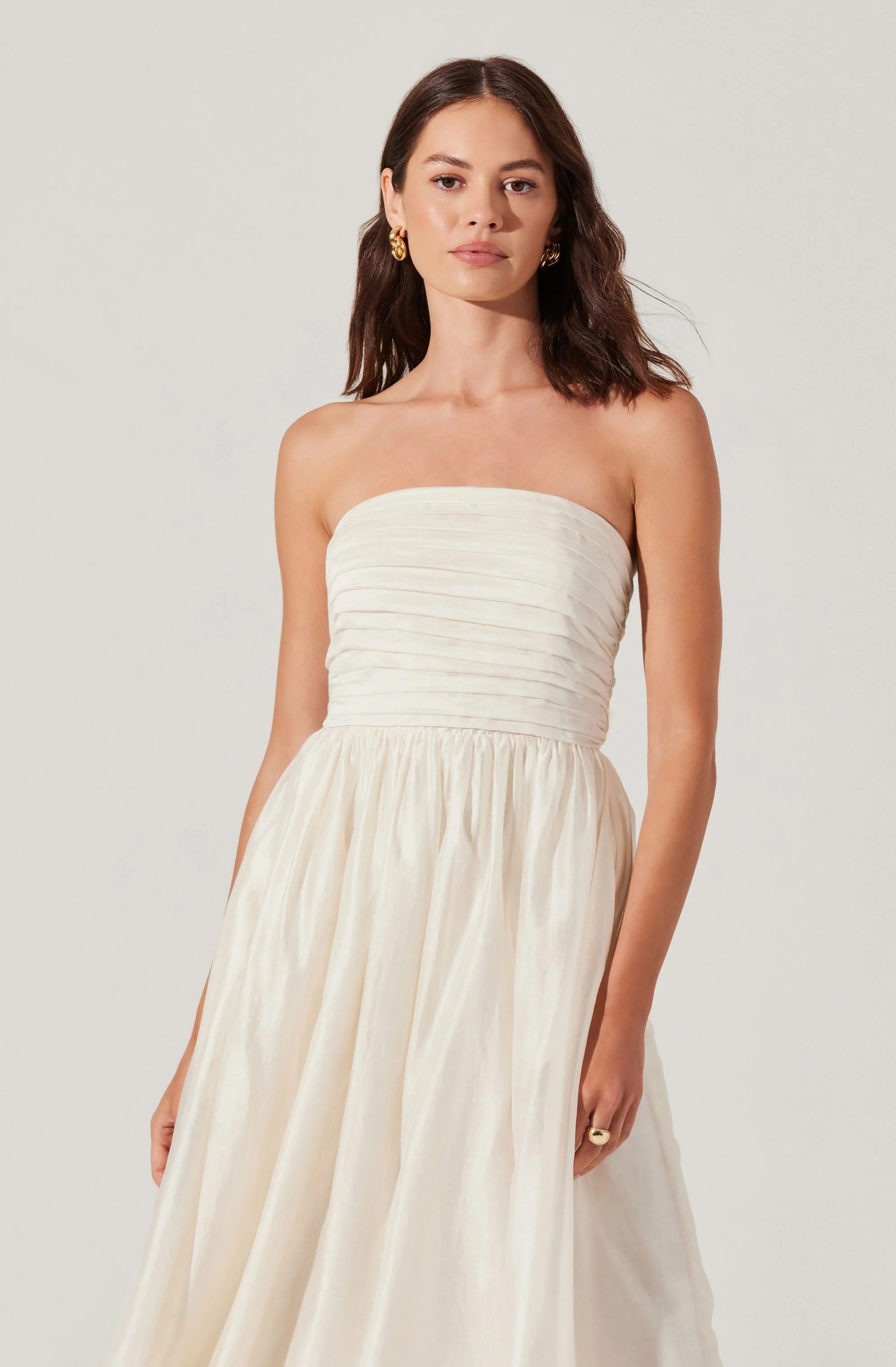 Aneesha Strapless Pleated Midi Dress - Image 5