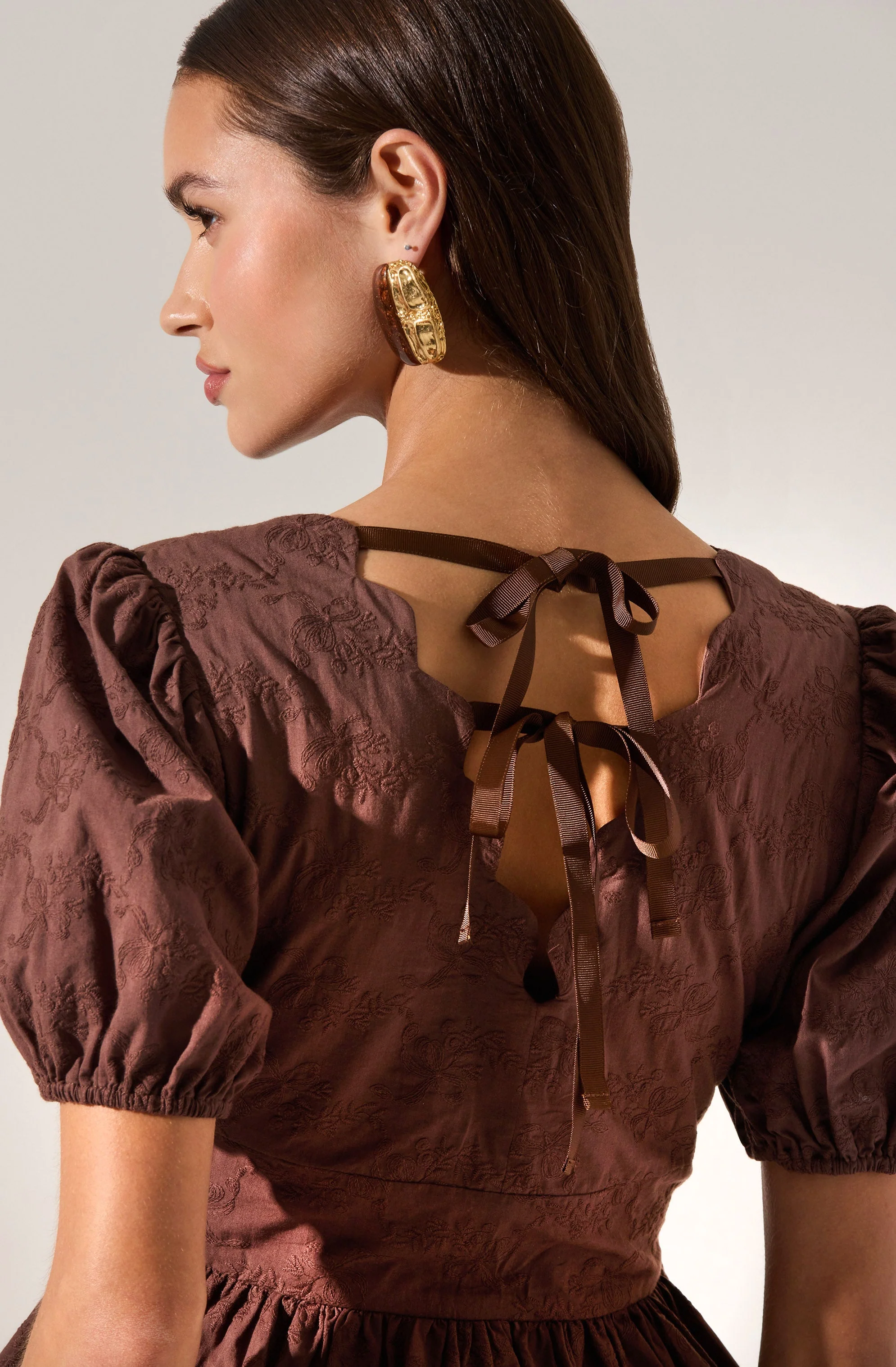 Arely Scalloped V-Neck Peplum Top - Image 2