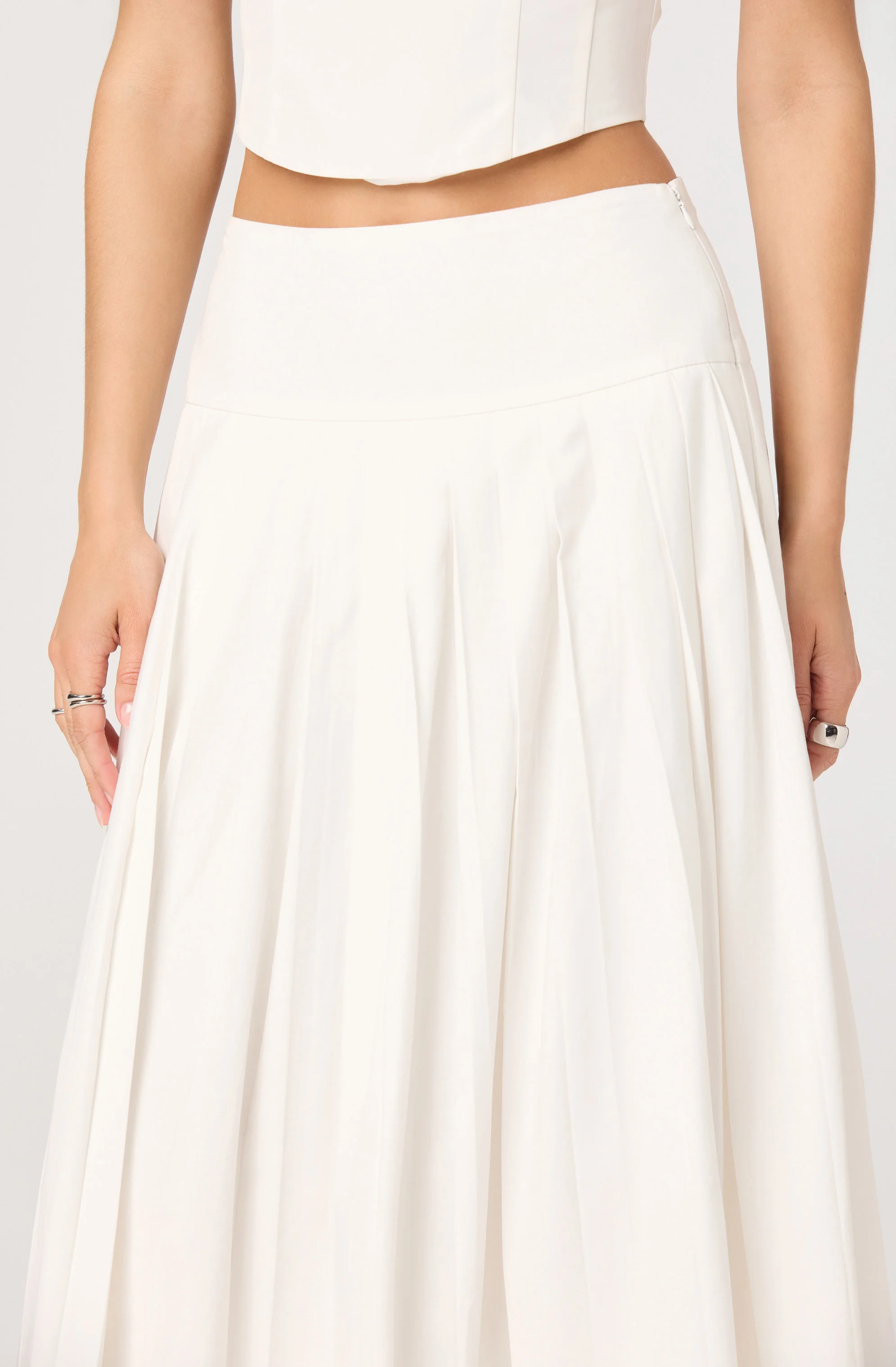 Aubrianna Pleated Drop-Waist Midi Skirt - Image 10