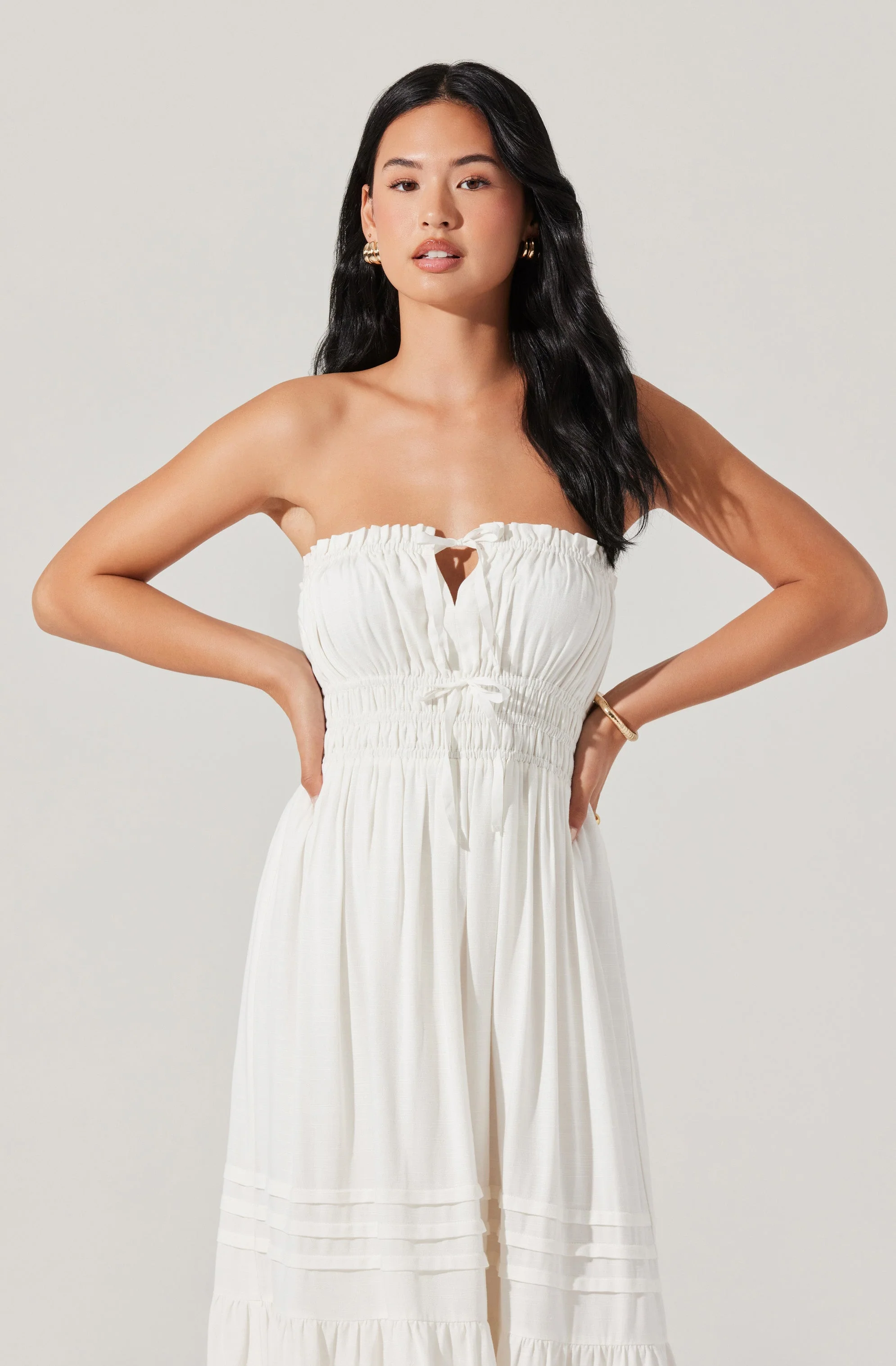 Aubrie Strapless Smocked Midi Dress - Image 4