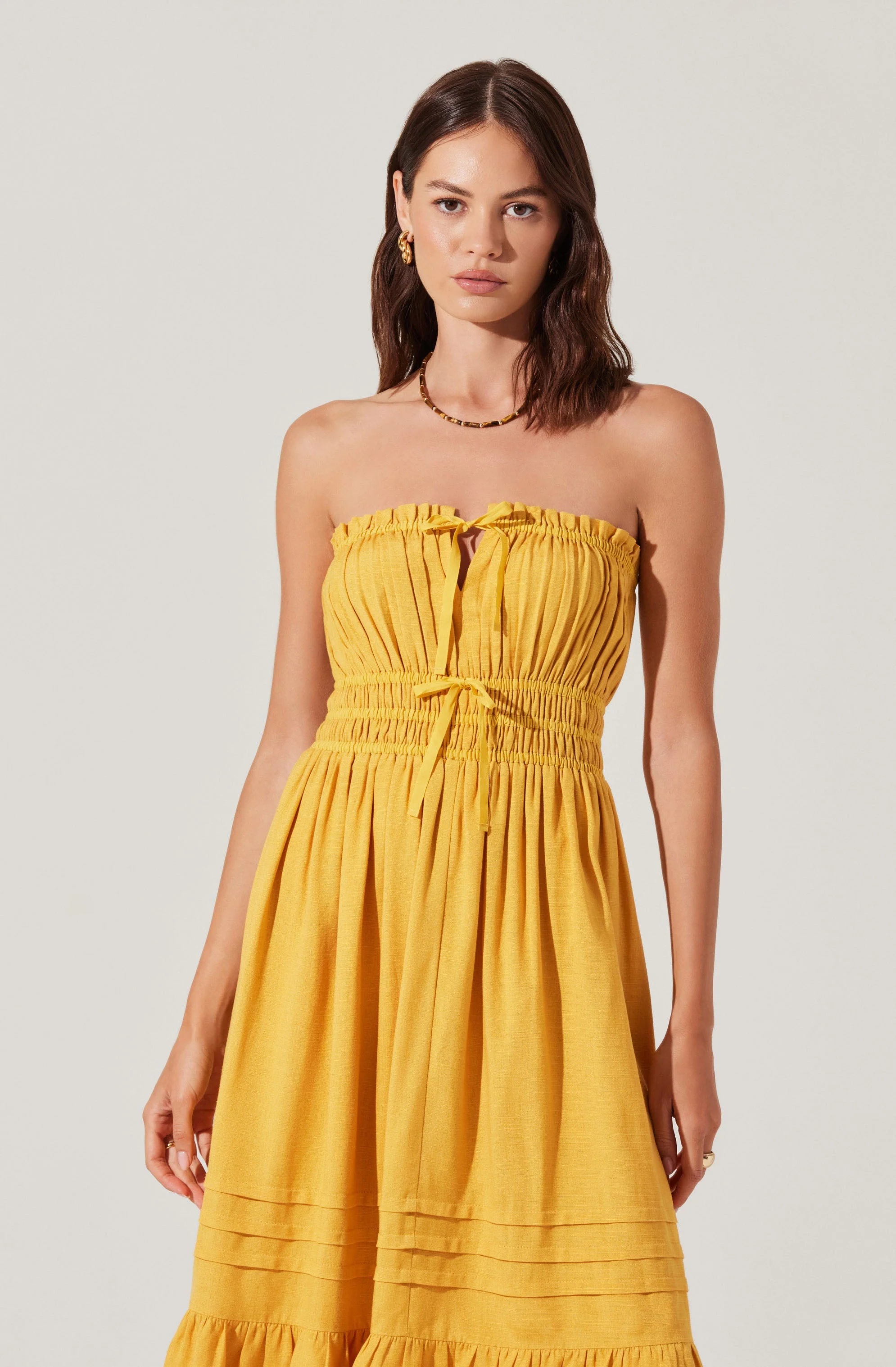 Aubrie Strapless Smocked Midi Dress - Image 9