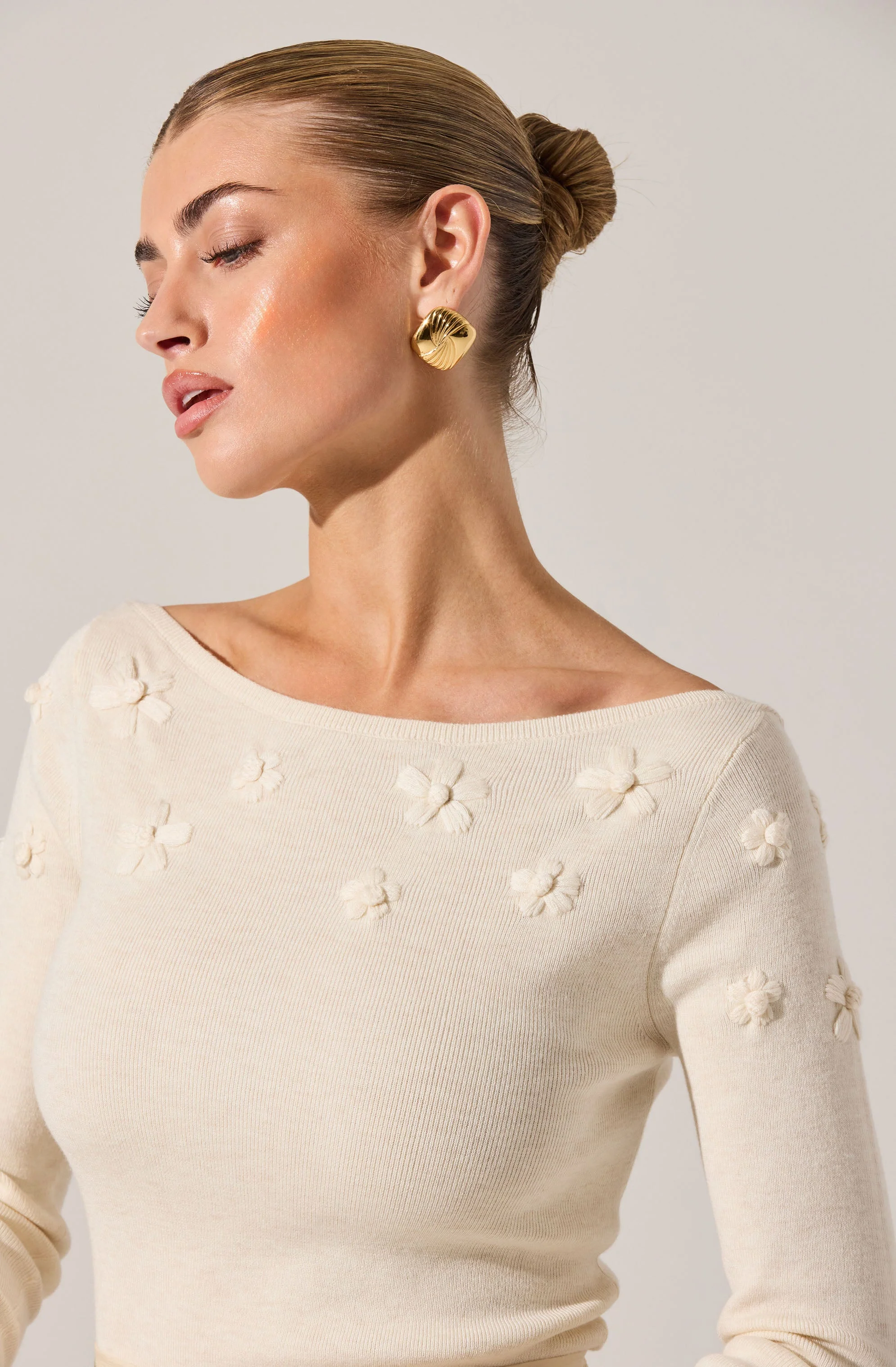 Bluma Embroidered Boatneck Sweater - Image 4