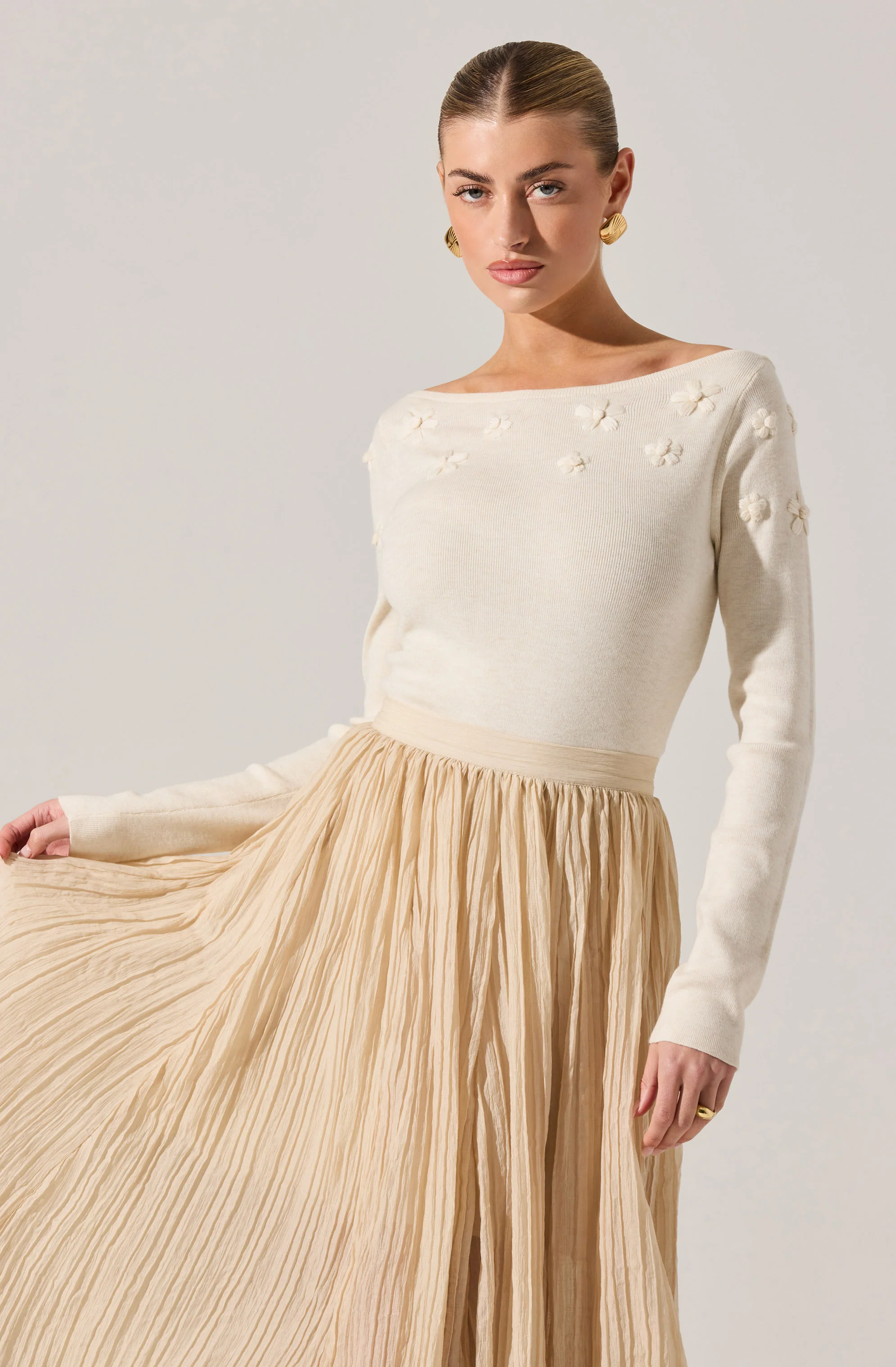 Bluma Embroidered Boatneck Sweater - Image 5