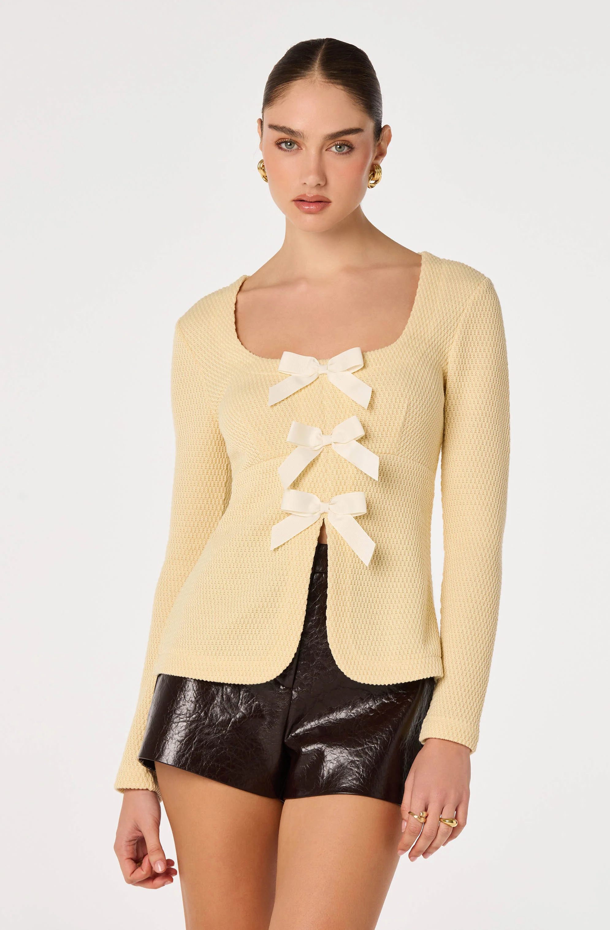 Textured Bow Flyaway Top - Image 9
