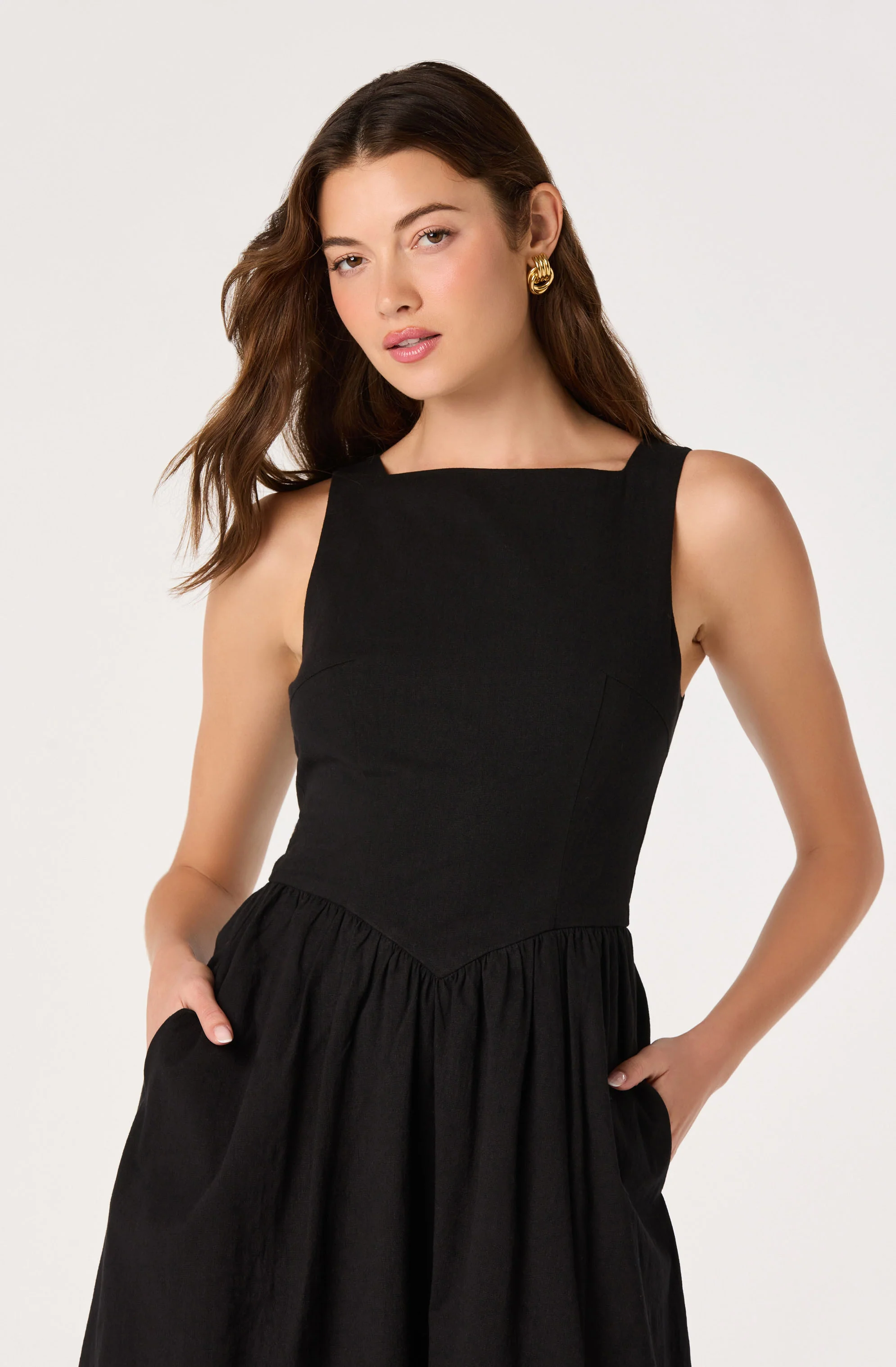 Bow Back Apron Midi Dress - Image 11
