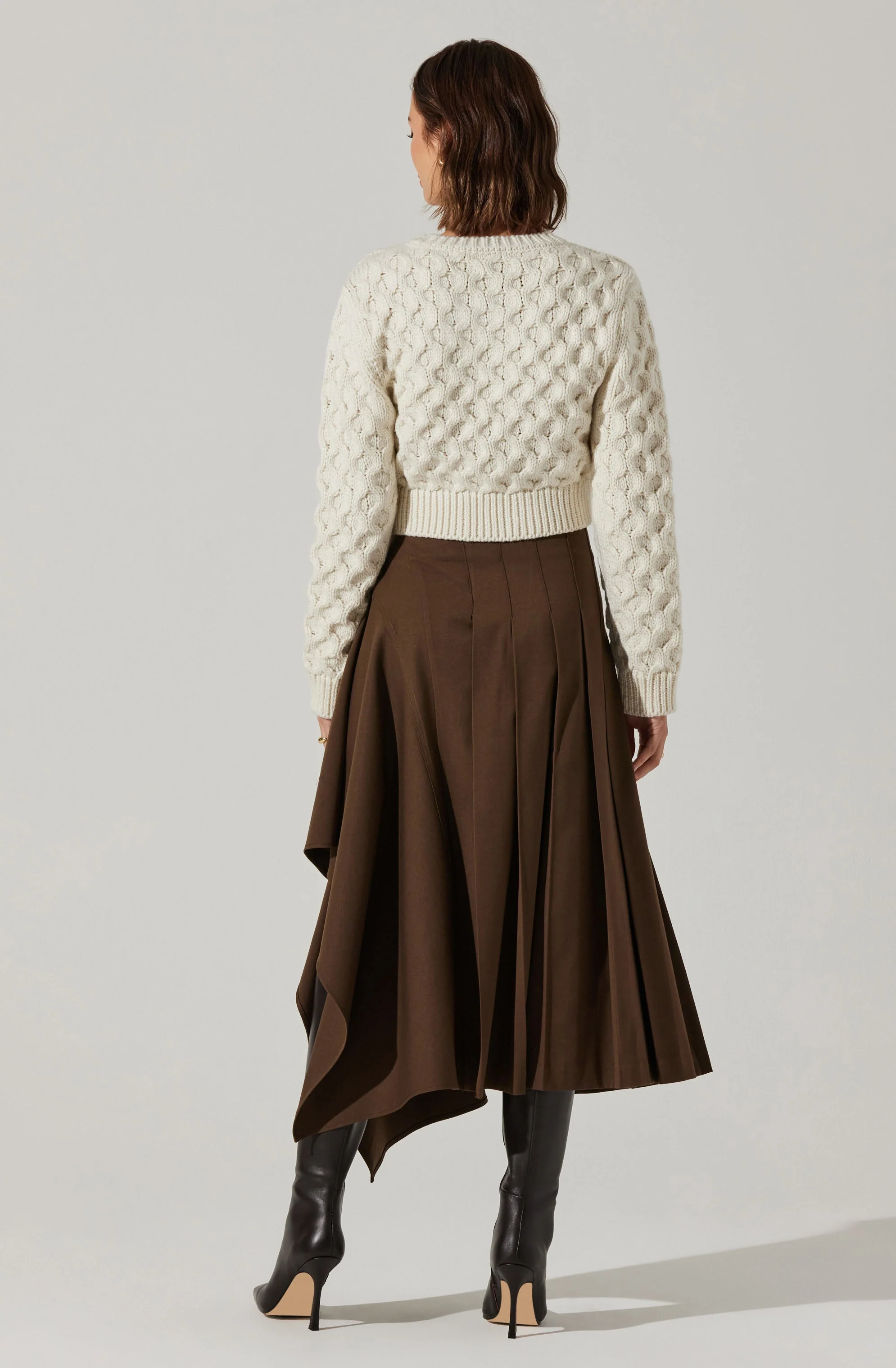 Caila Cable Knit Cropped Sweater - Image 4