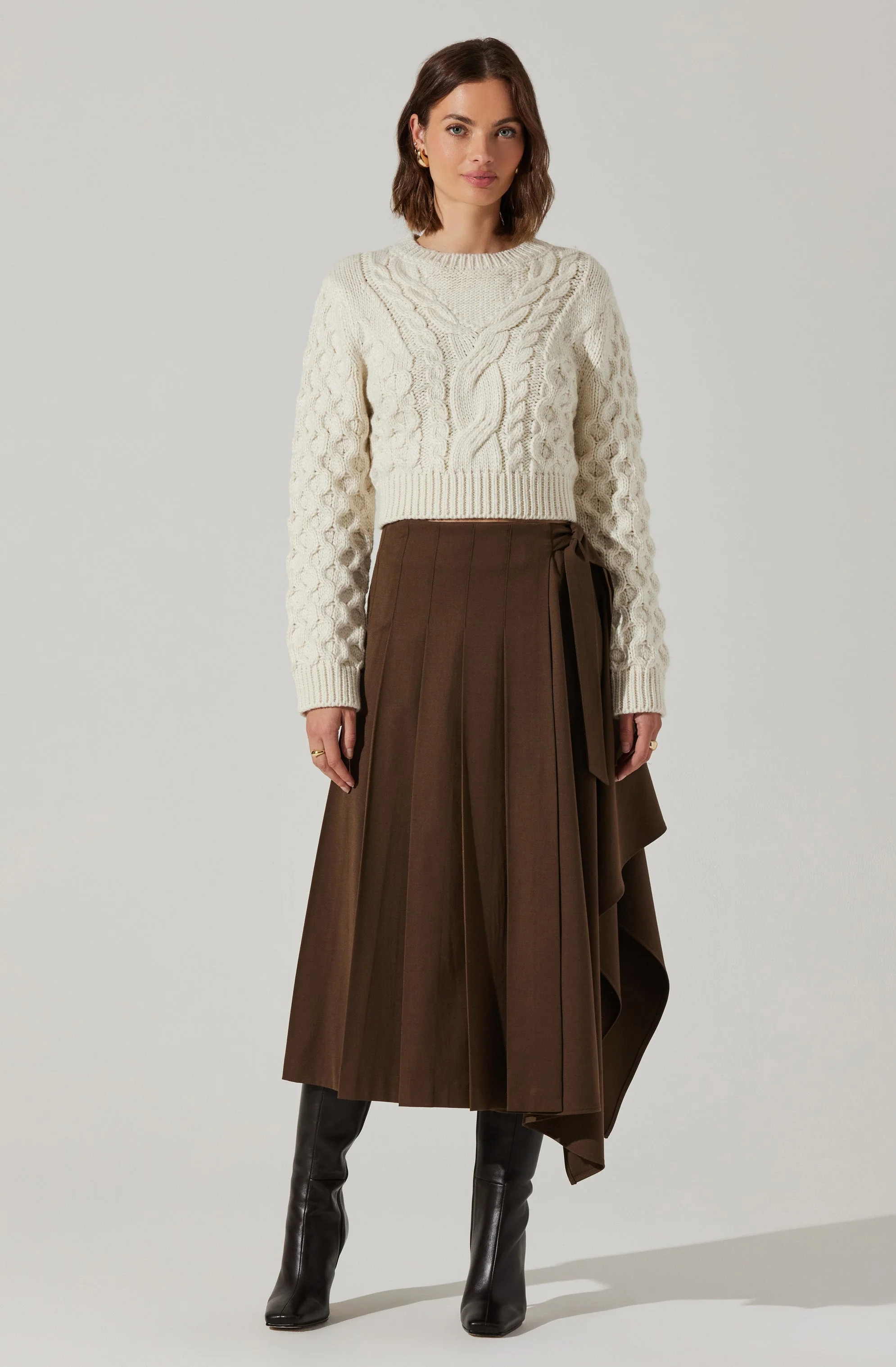 Caila Cable Knit Cropped Sweater - Image 5