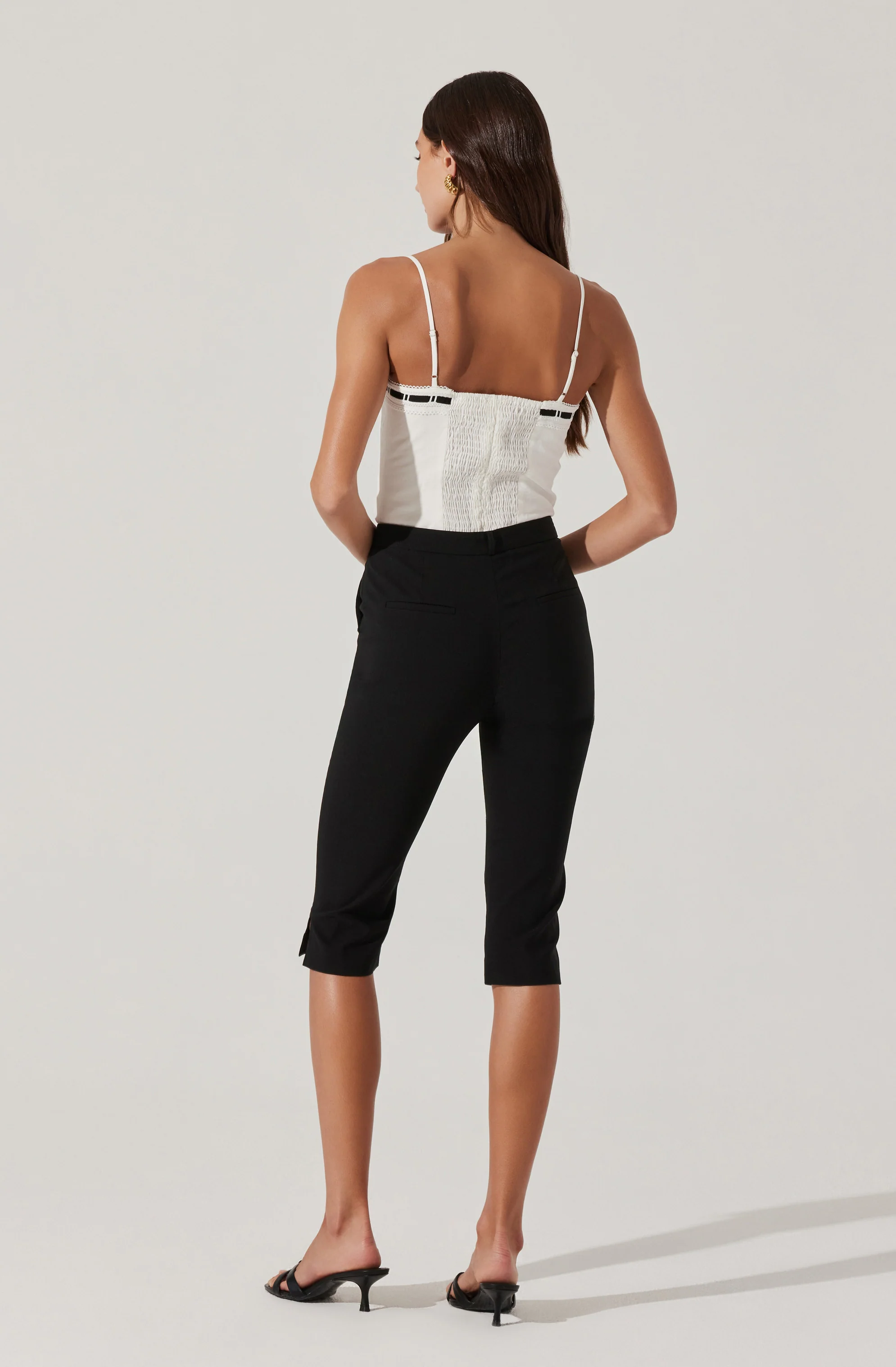 Cardin Tailored Capri Pants - Image 10