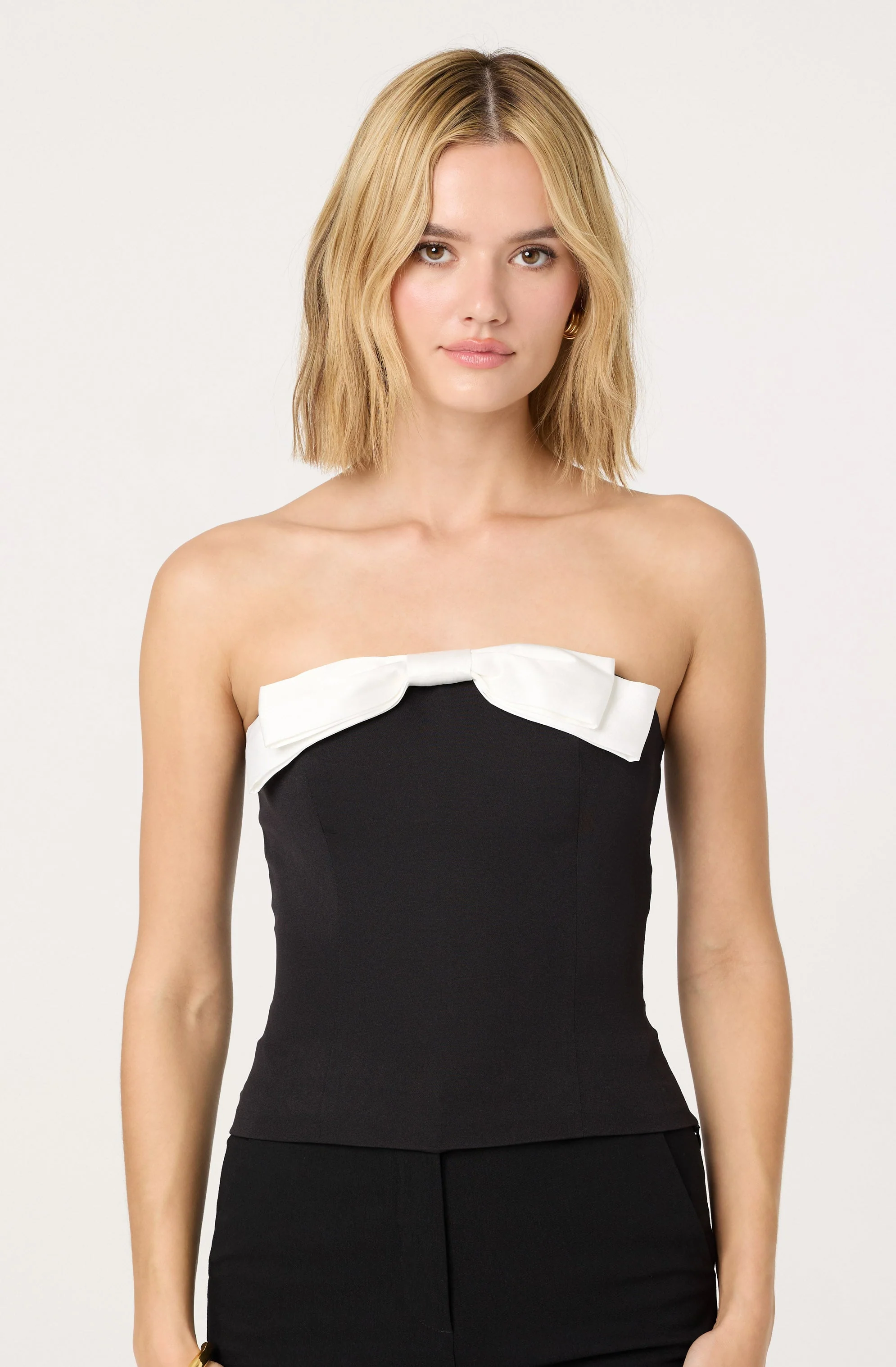 Contrast Bow Strapless Top - Image 6