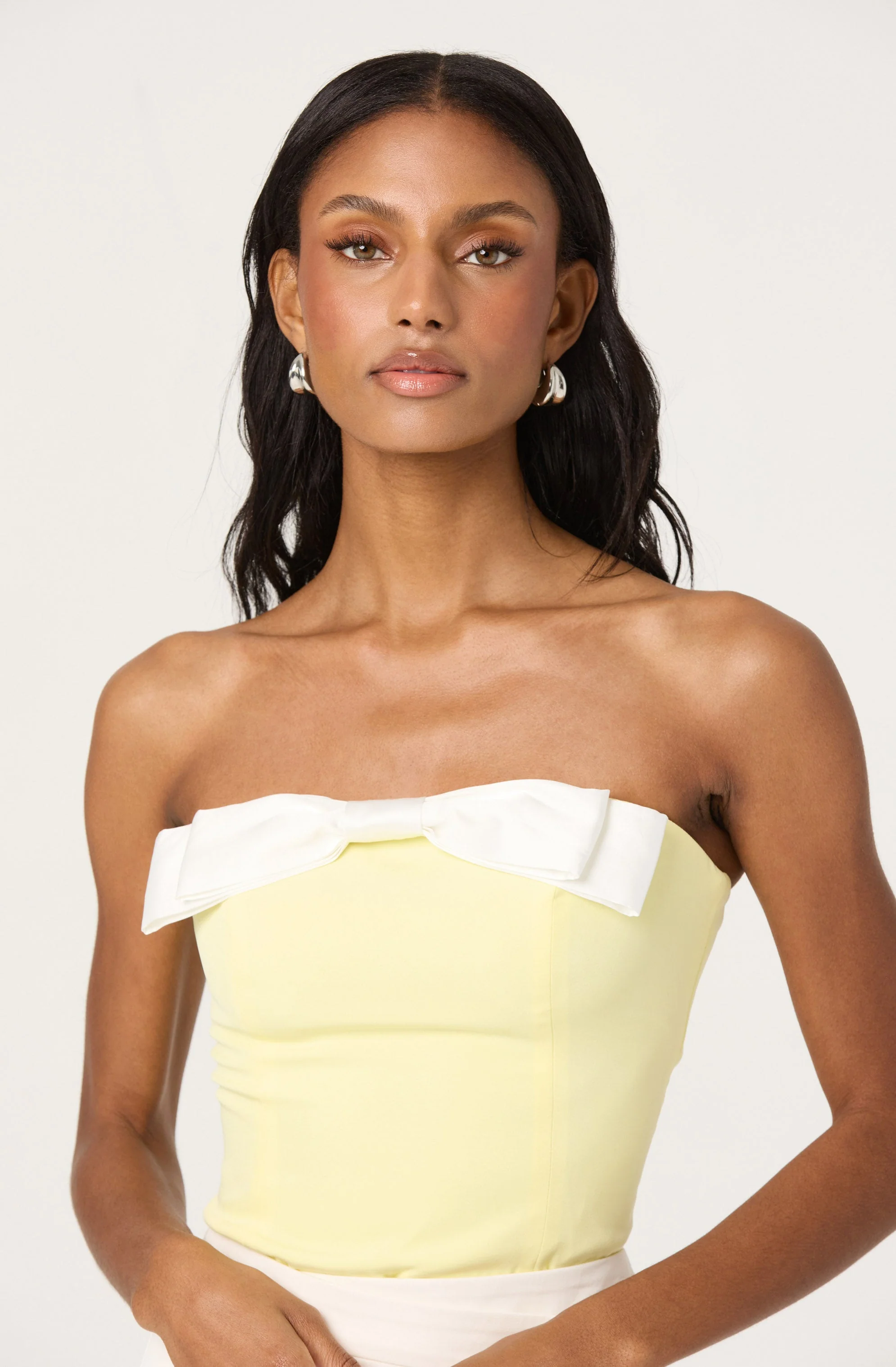 Contrast Bow Strapless Top - Image 7