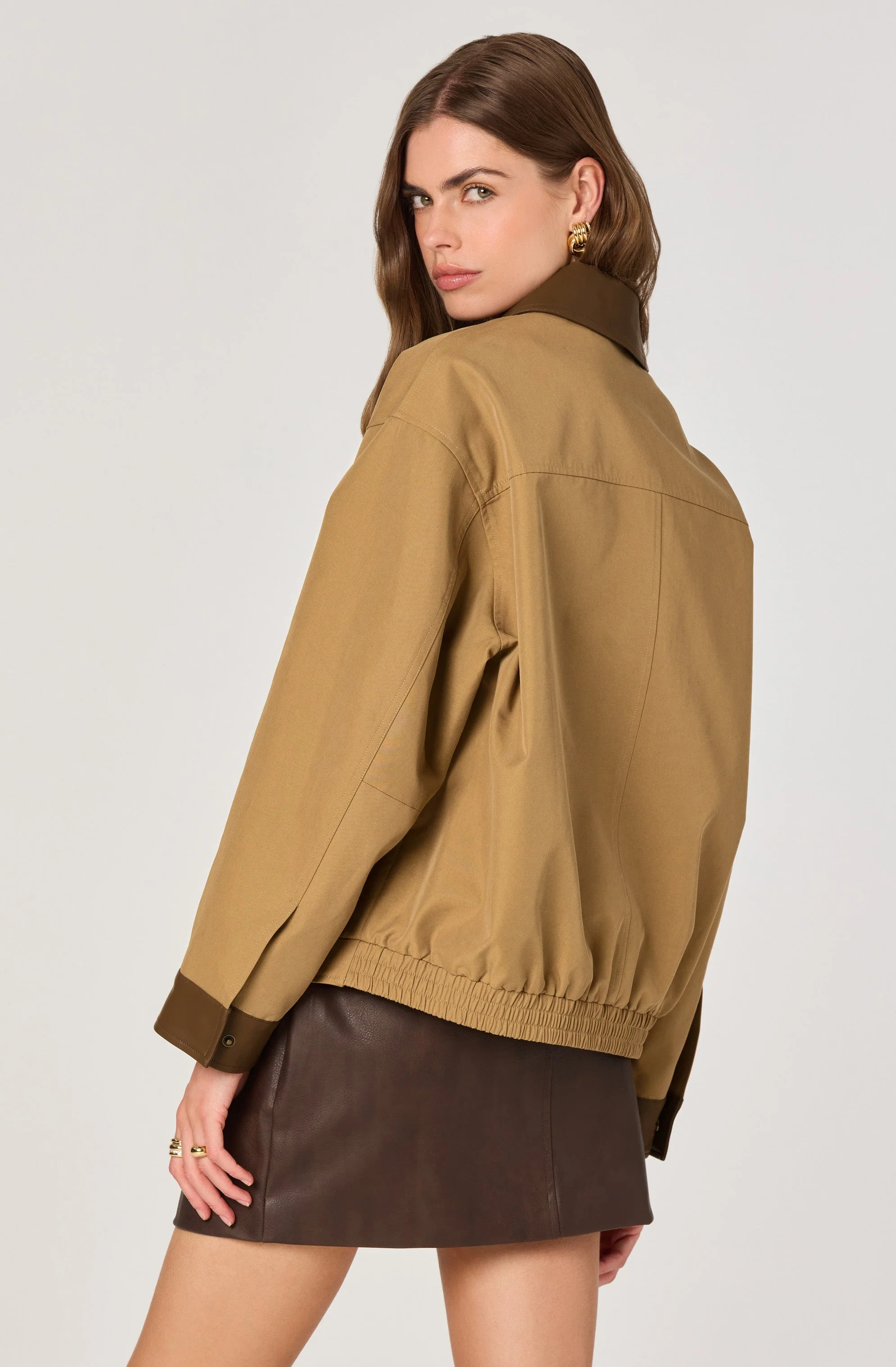 Contrast Barn Jacket - Image 3