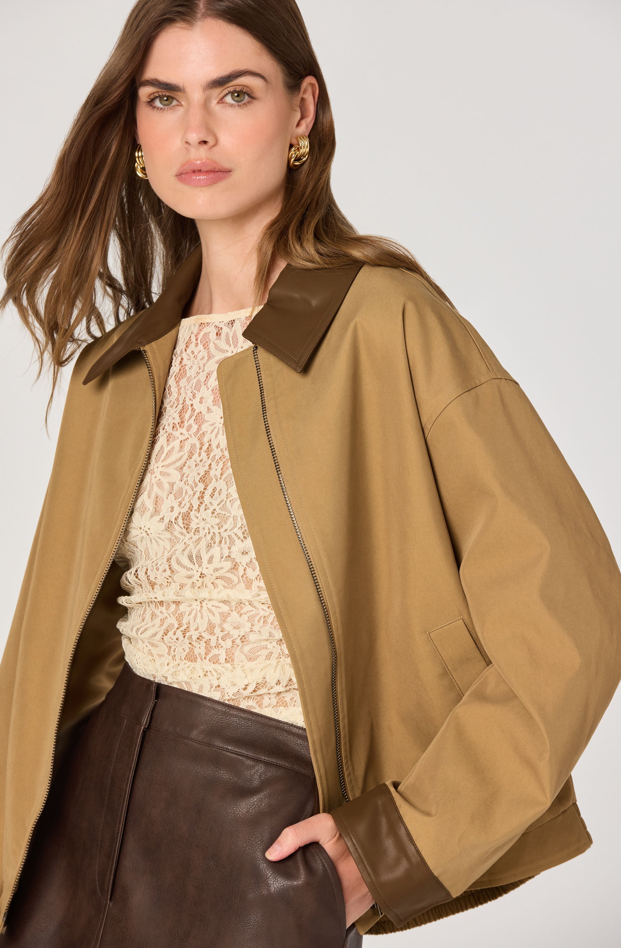 Contrast Barn Jacket - Image 4