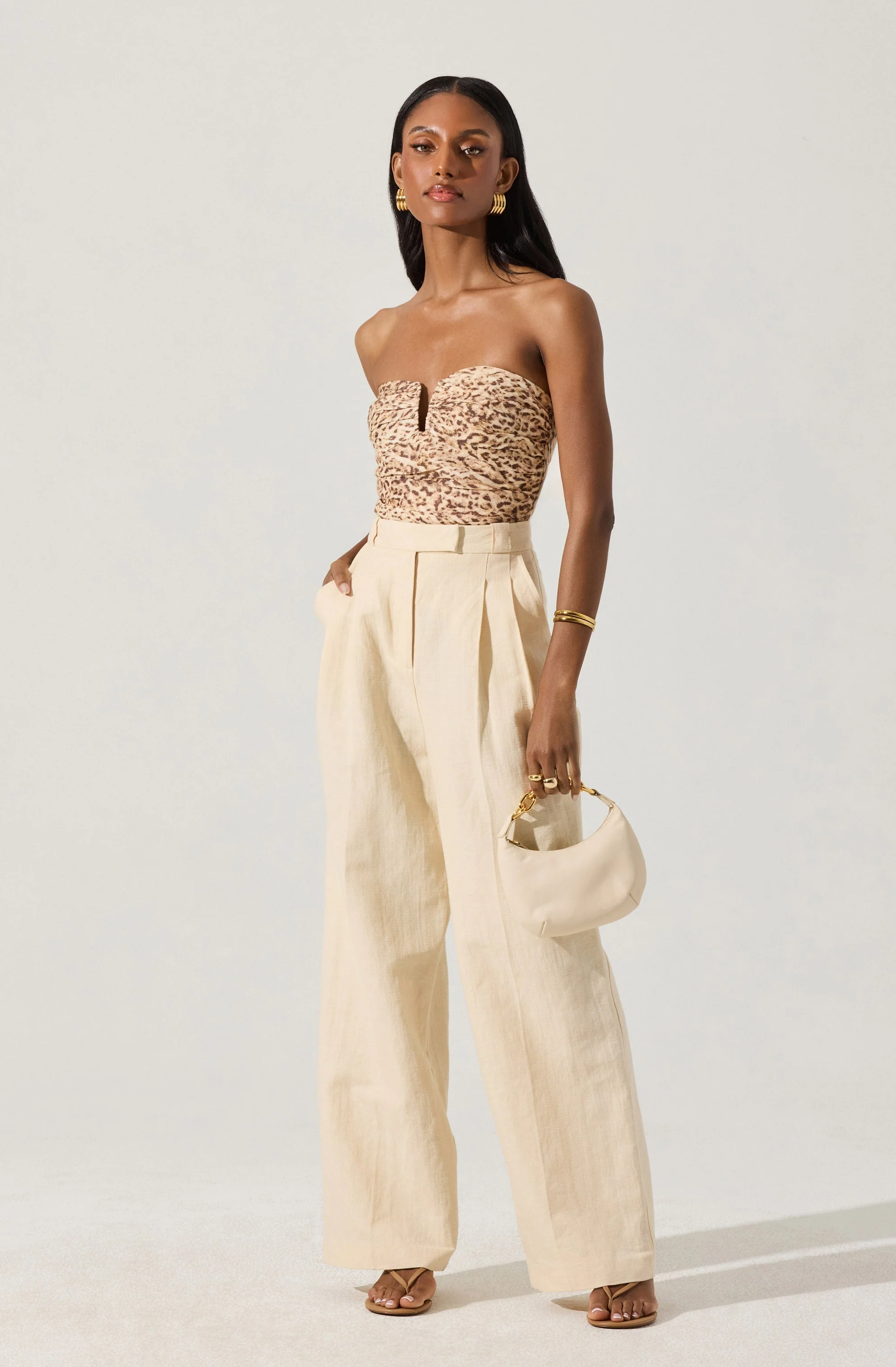 Dahlea Linen Strapless Leopard Top - Image 3