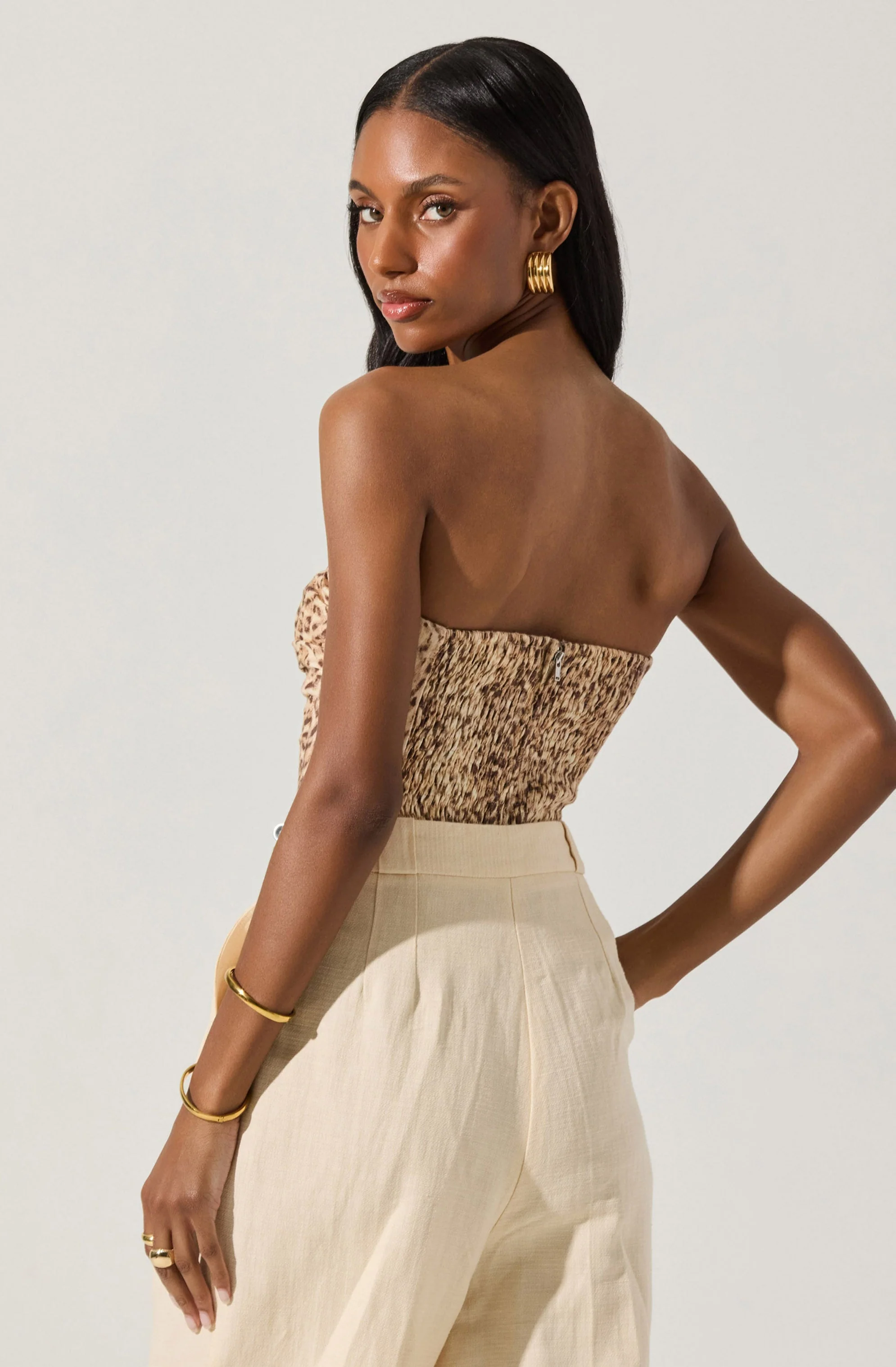 Dahlea Linen Strapless Leopard Top - Image 5