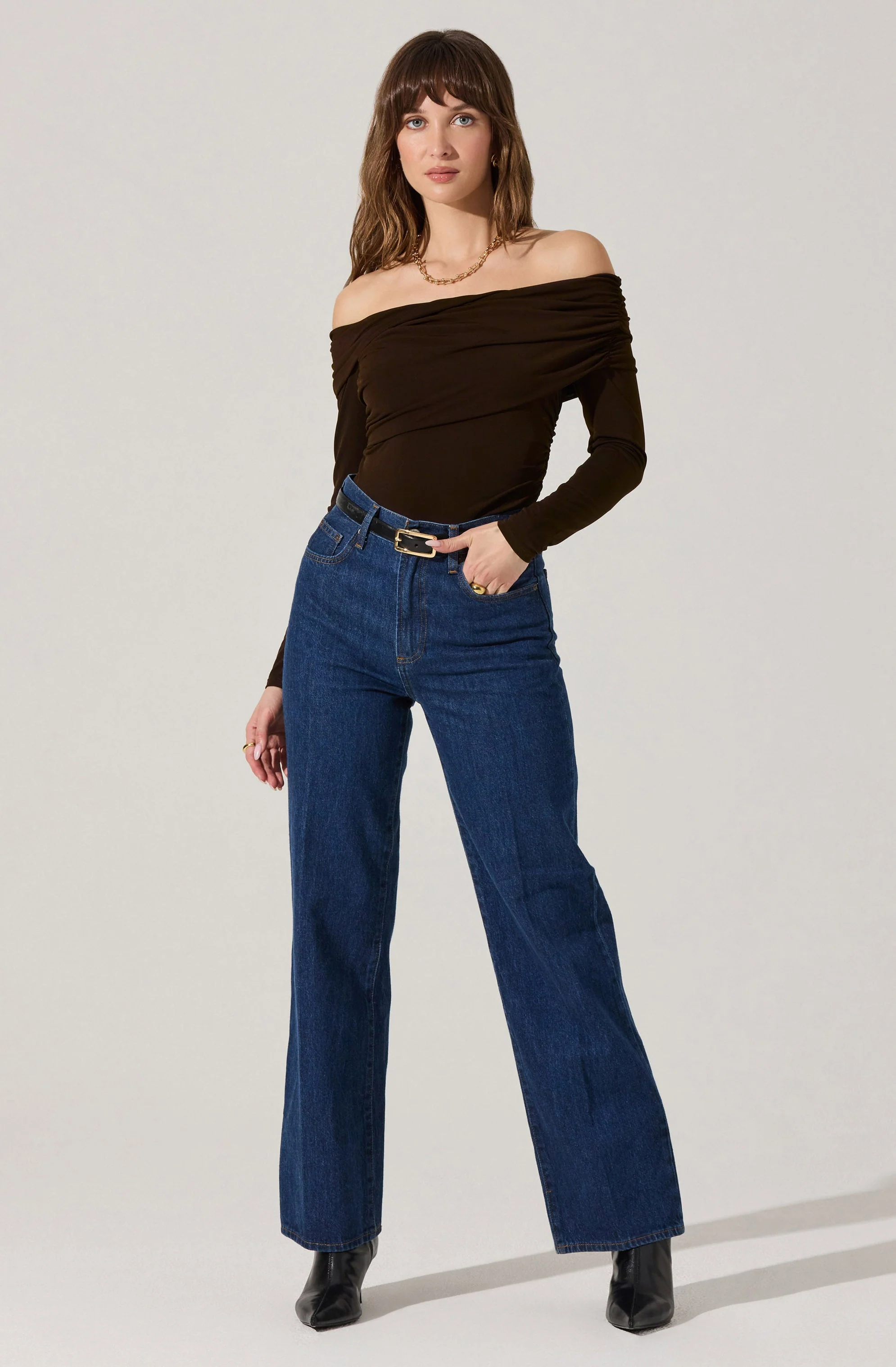 Datia Ruched Off Shoulder Top - Image 5