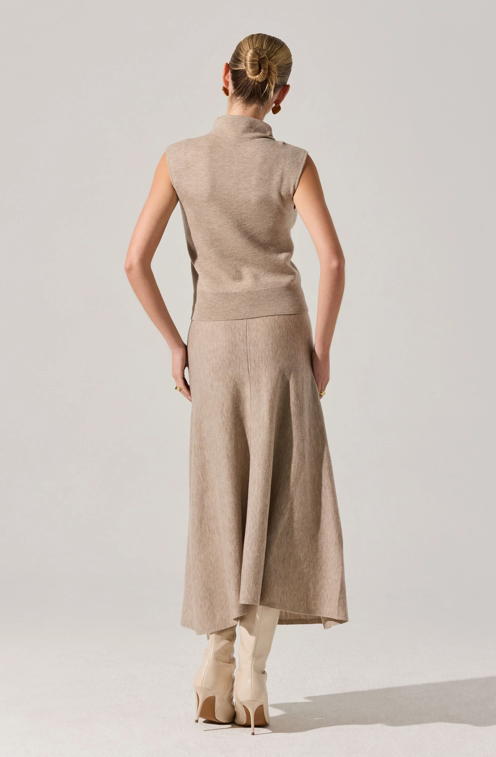 Deora Sleeveless Mock Neck Sweater - Image 10