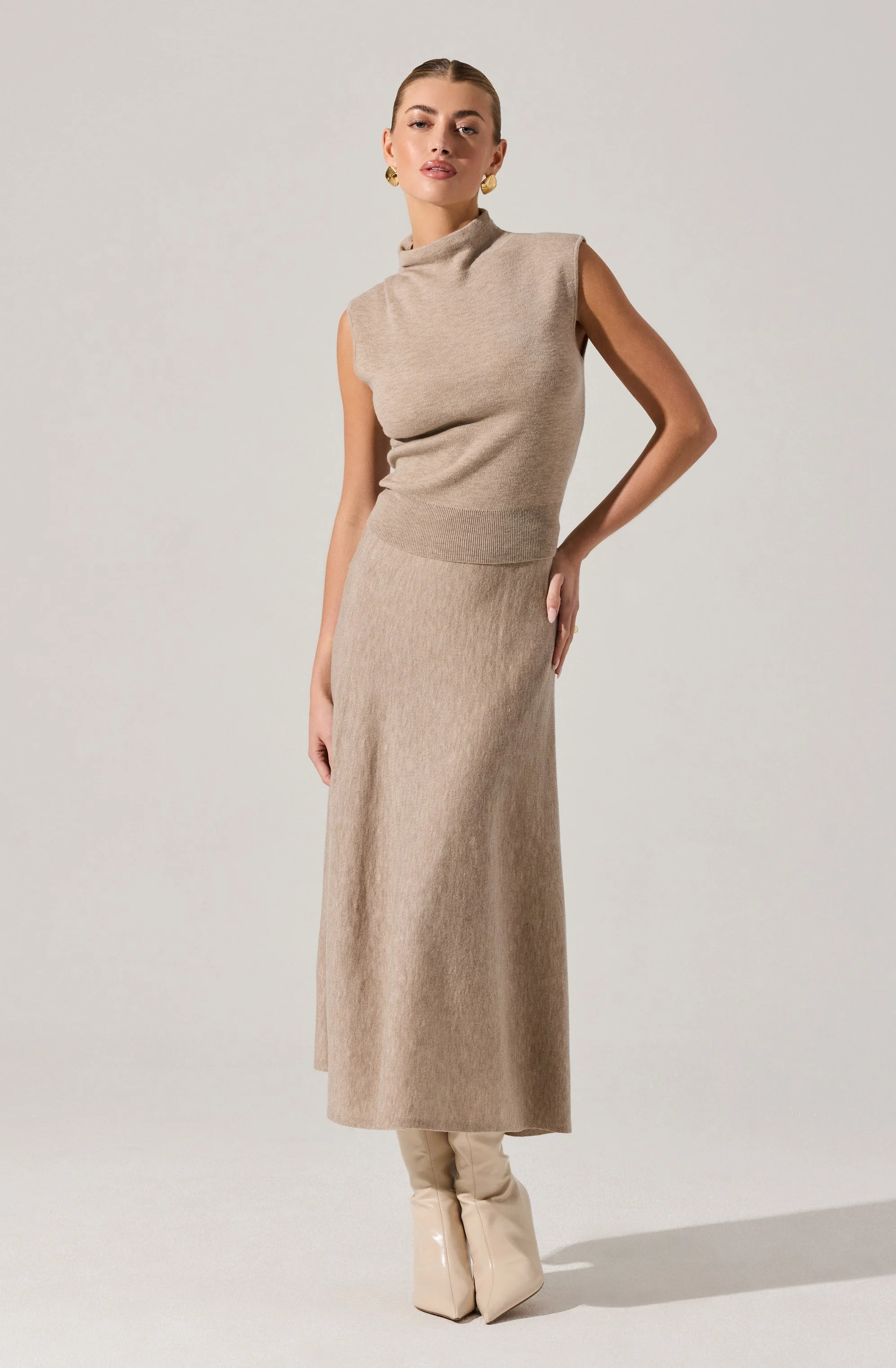 Deora Midi Sweater Skirt - Image 11