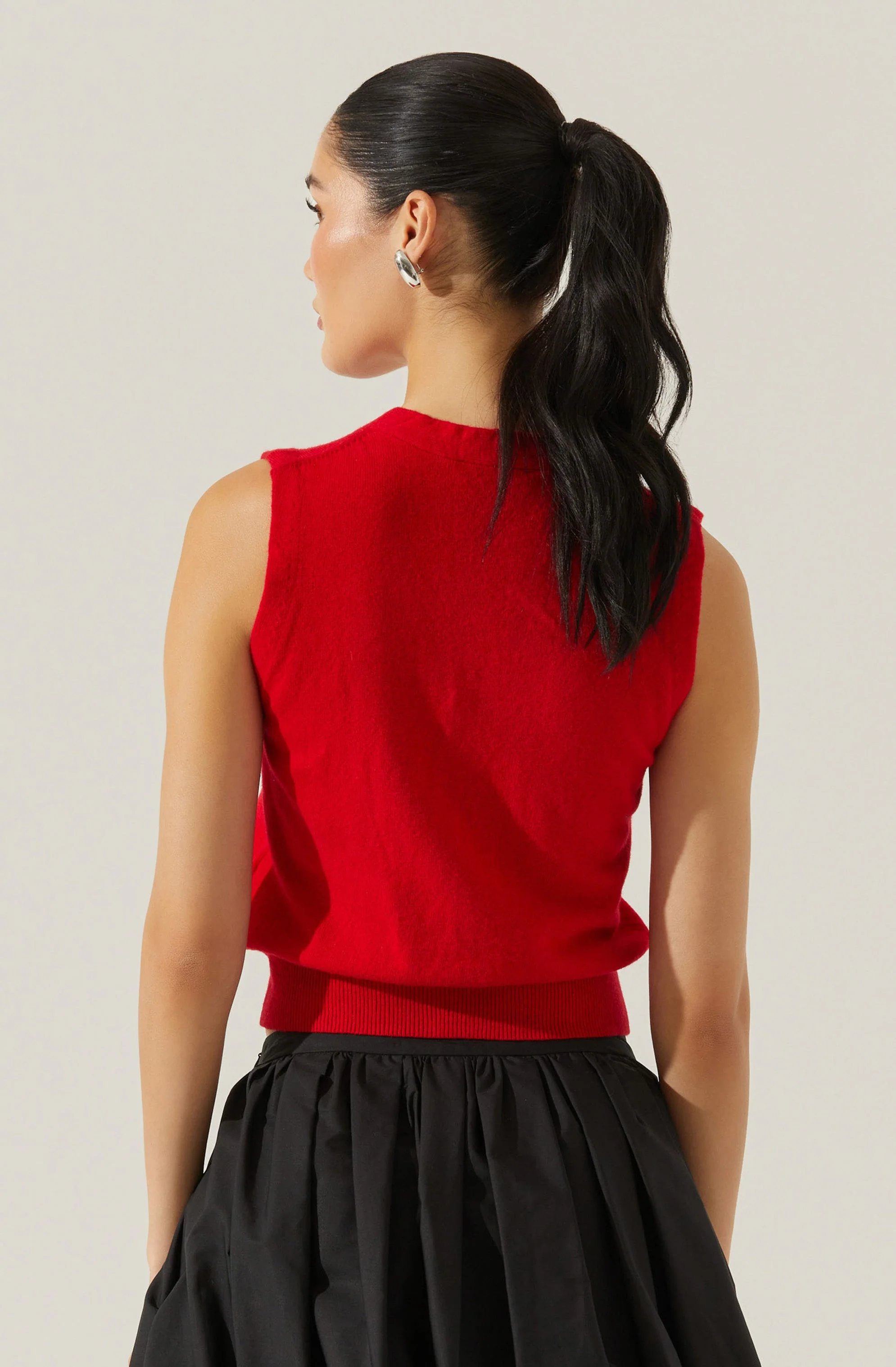 Eira Sweater Vest - Image 2