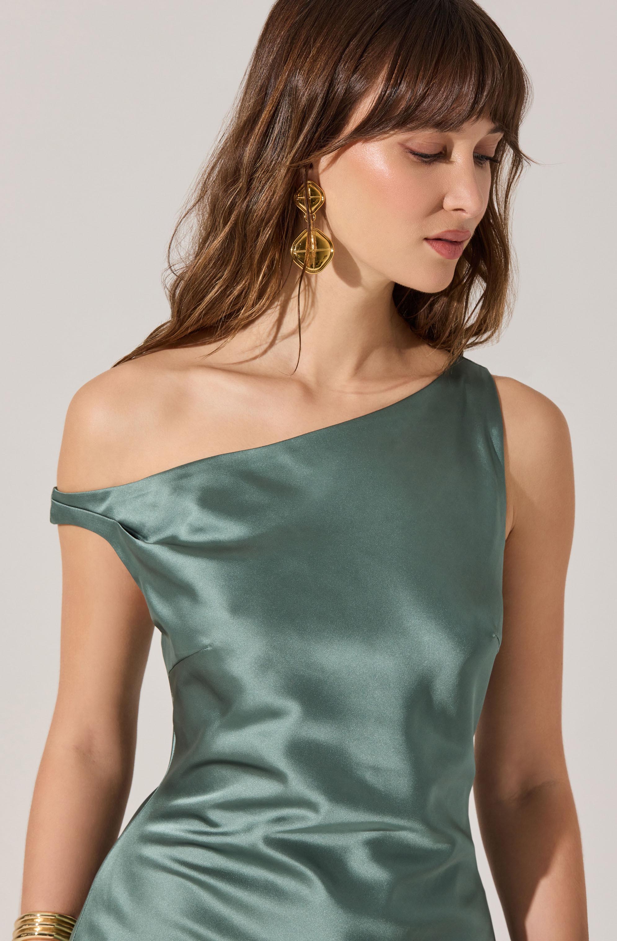 Elain Satin Off Shoulder Midi Dress - Image 8
