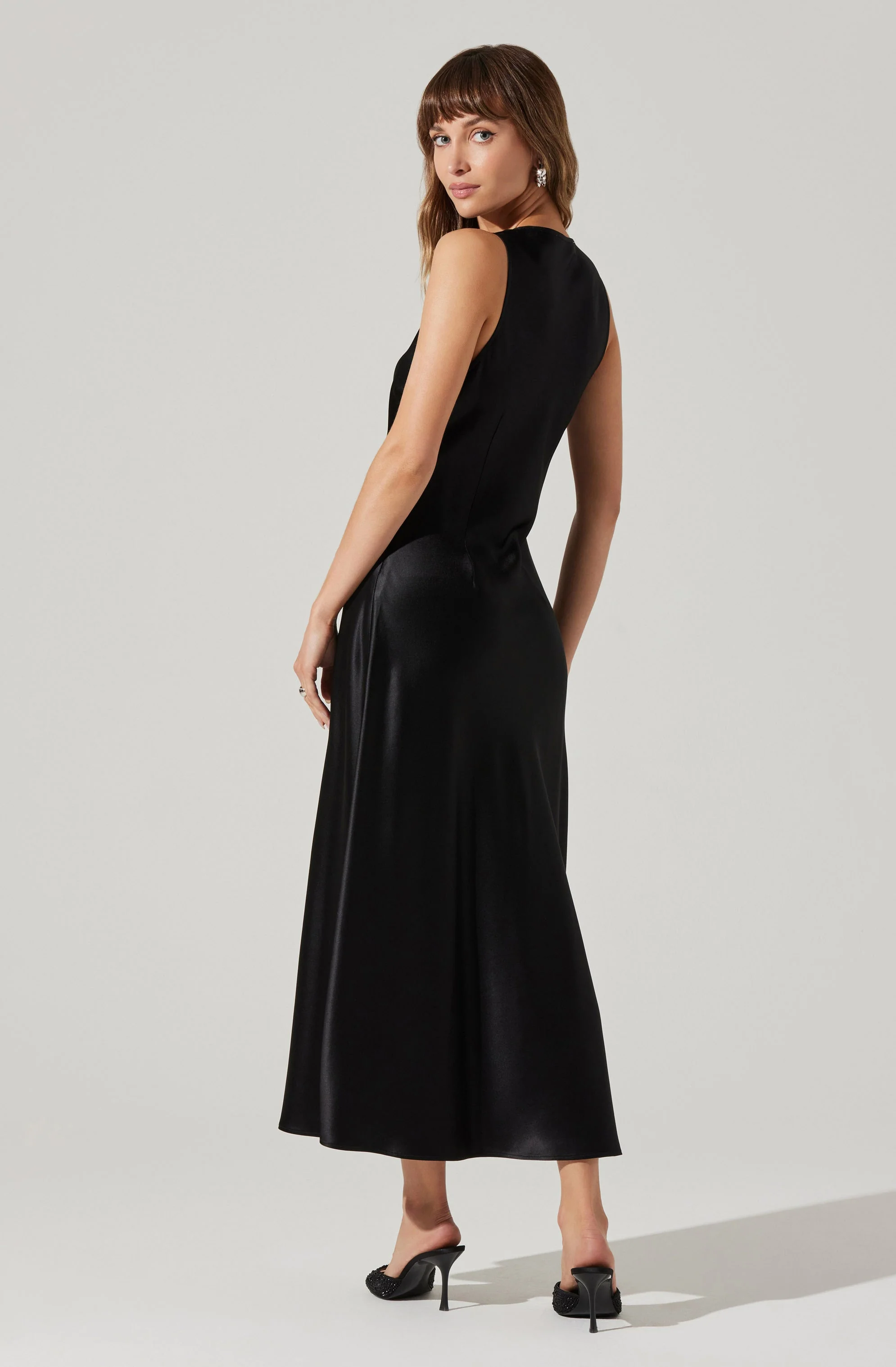 Ellora Midi Dress - Image 12