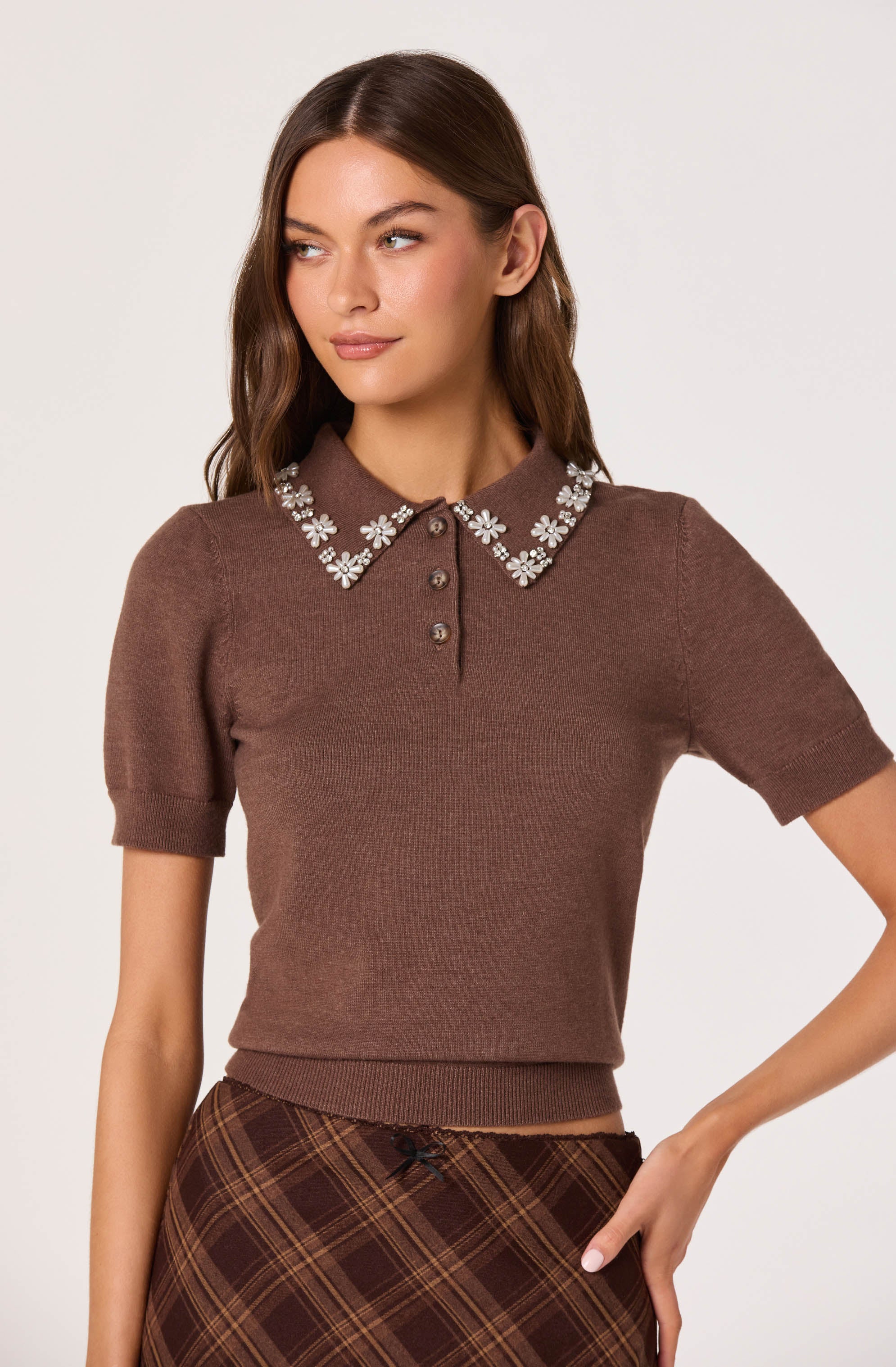 Embellished Collar Short Sleeve Sweater - Image 3