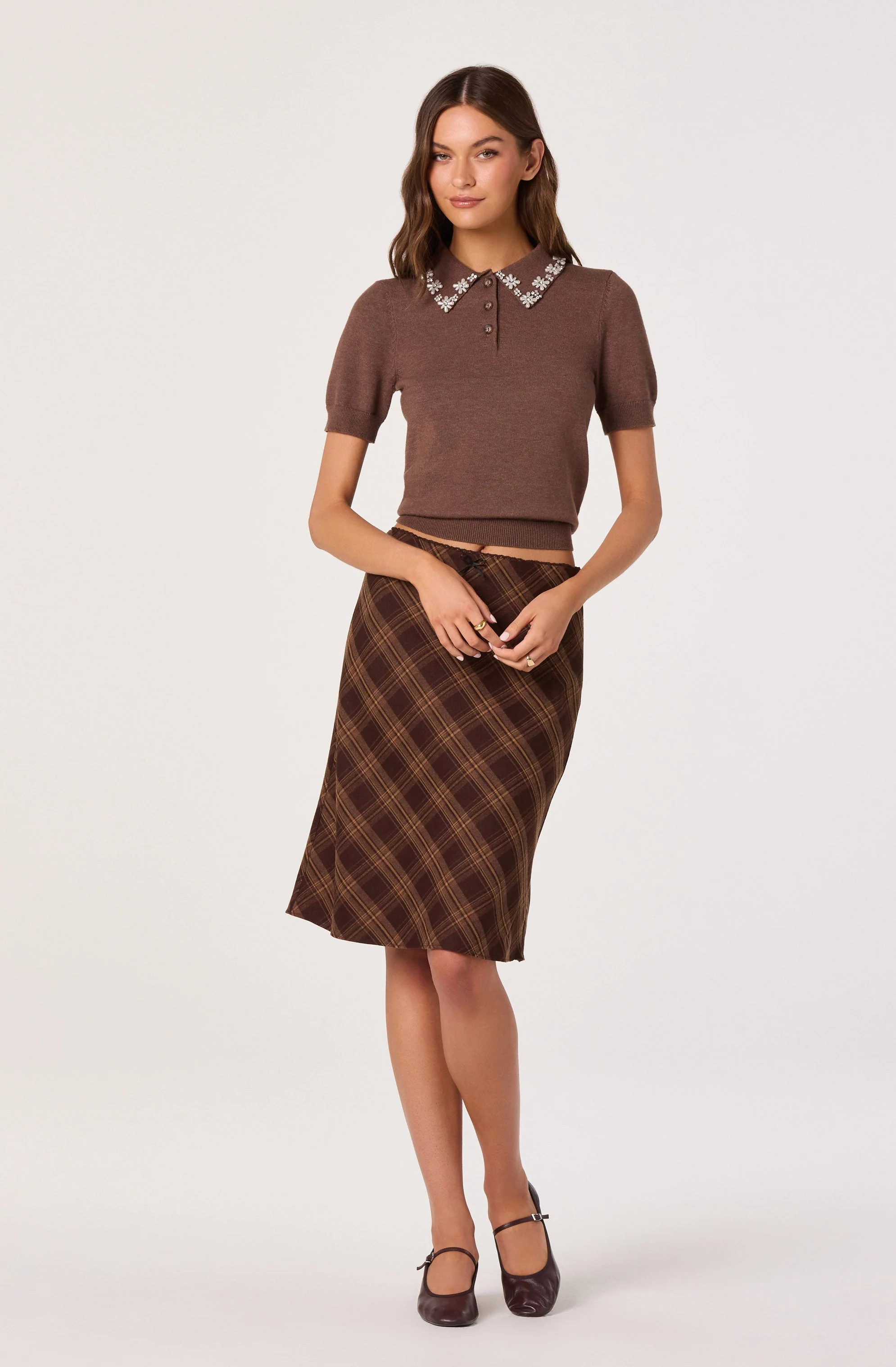 Embellished Collar Short Sleeve Sweater - Image 5
