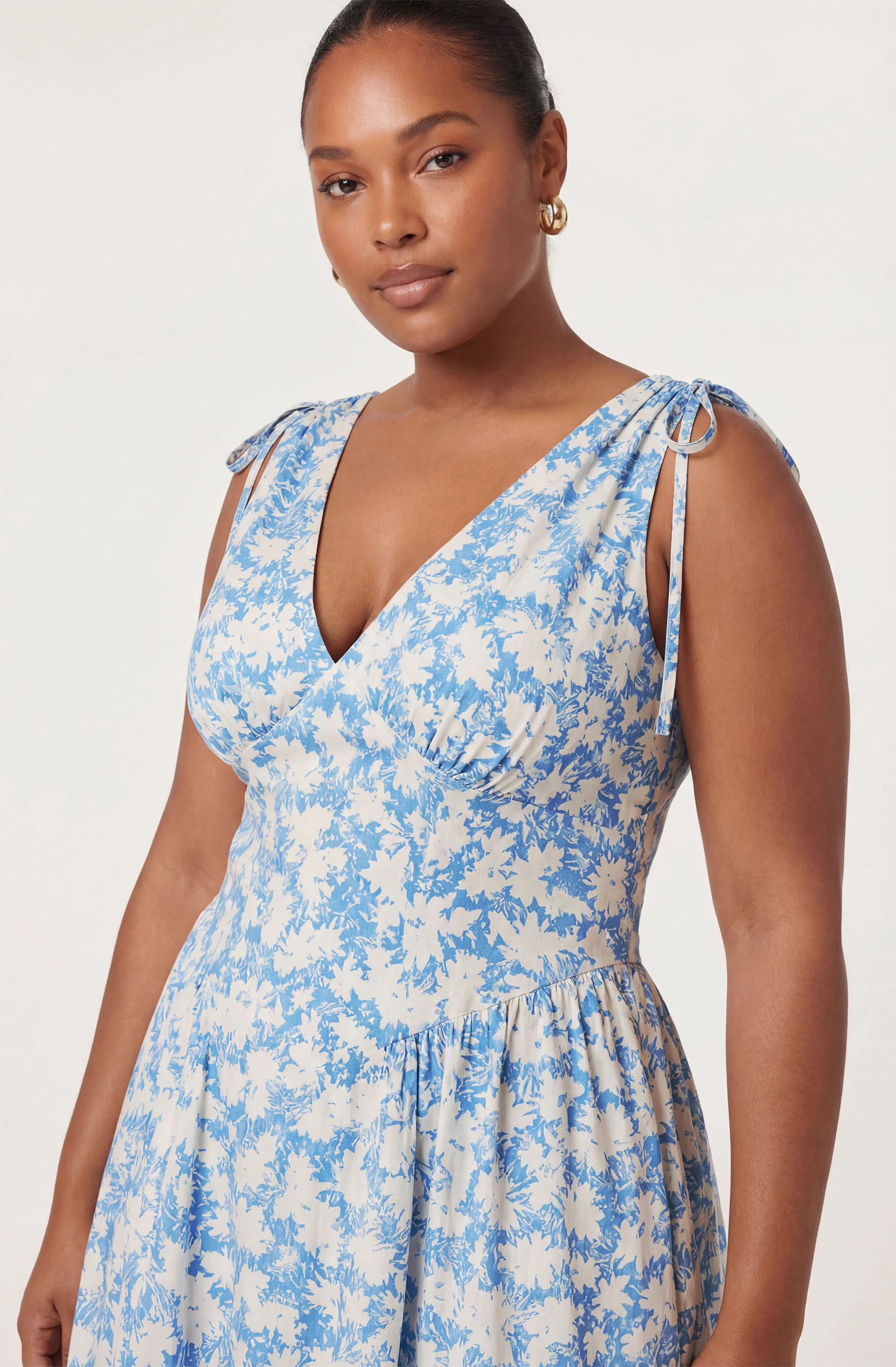 Emmery Floral Wrap Midi Dress - Image 11