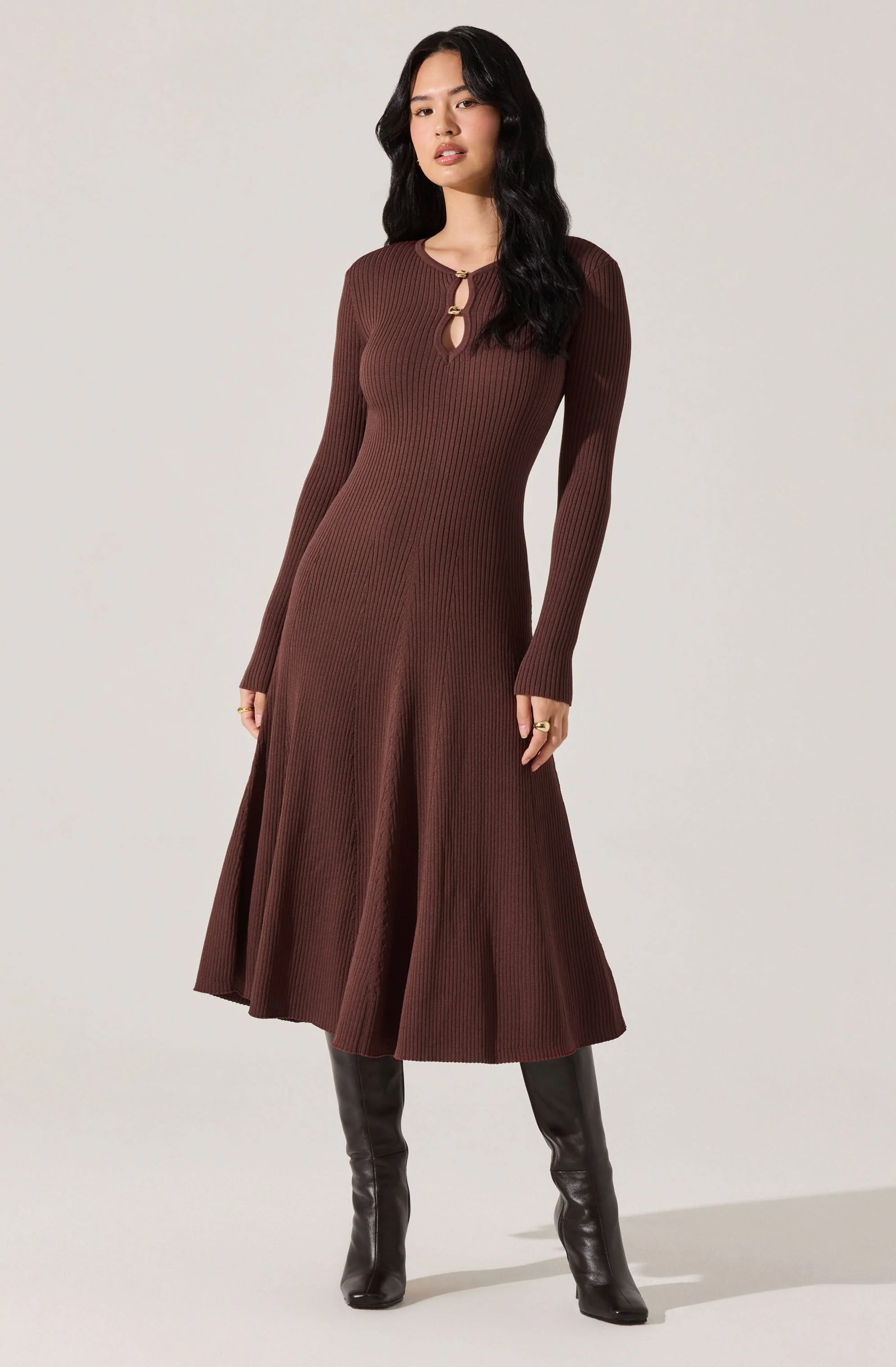 Fallyn Ribbed Sweater Midi Dress - Image 7