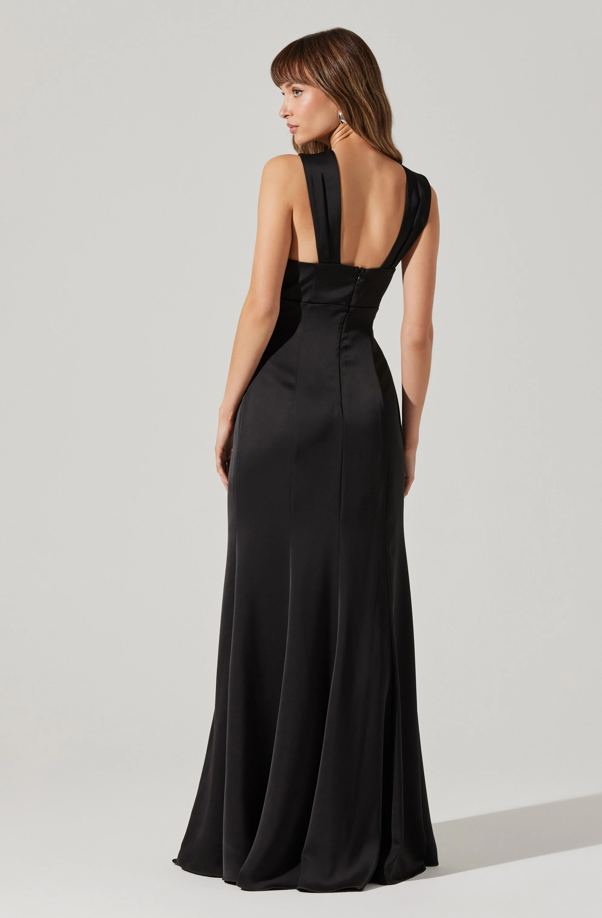 Georgiana Halter Neck Maxi Dress - Image 5