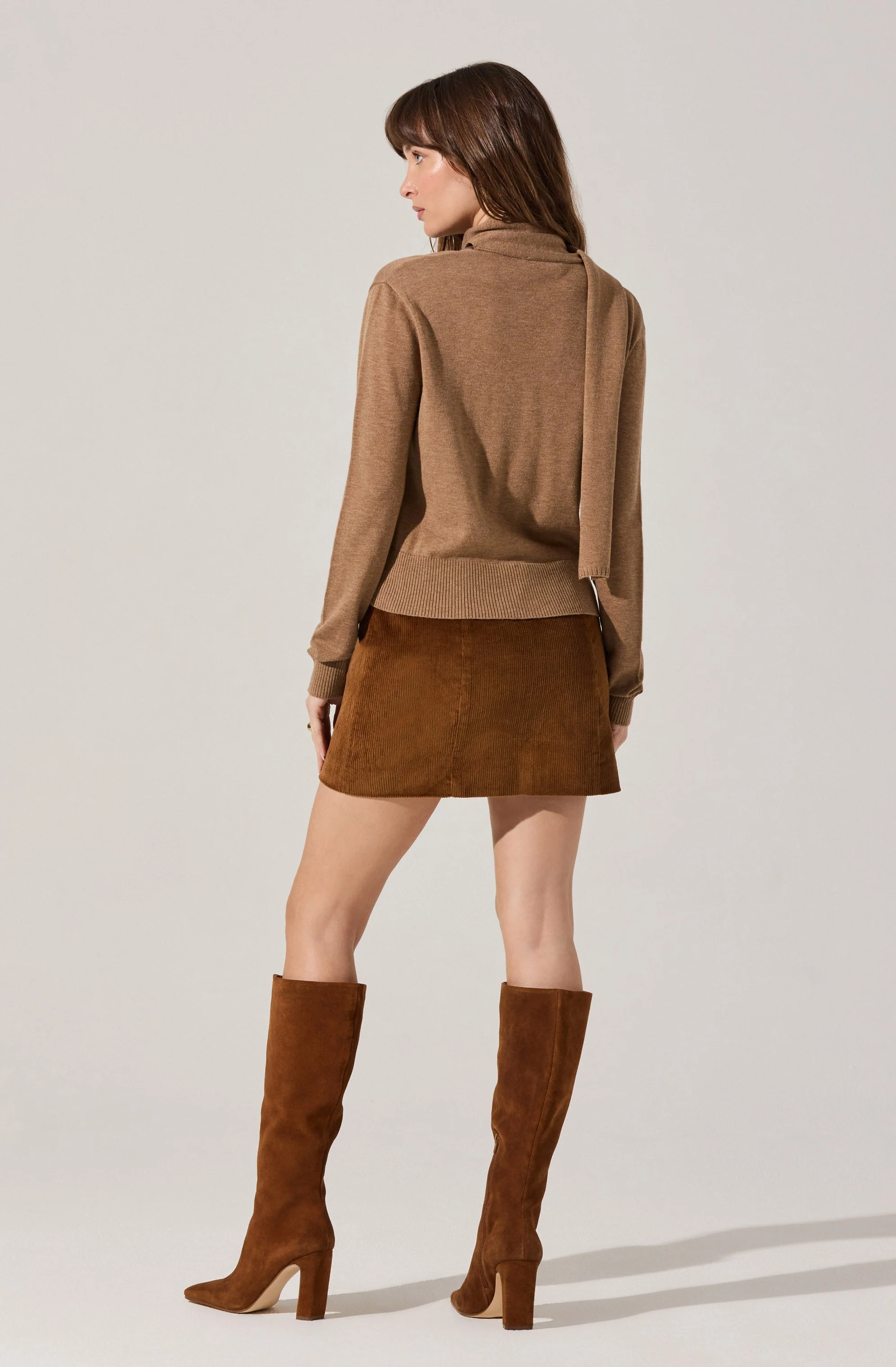 Glynne V-Neck Scarf Cardigan Sweater - Image 4