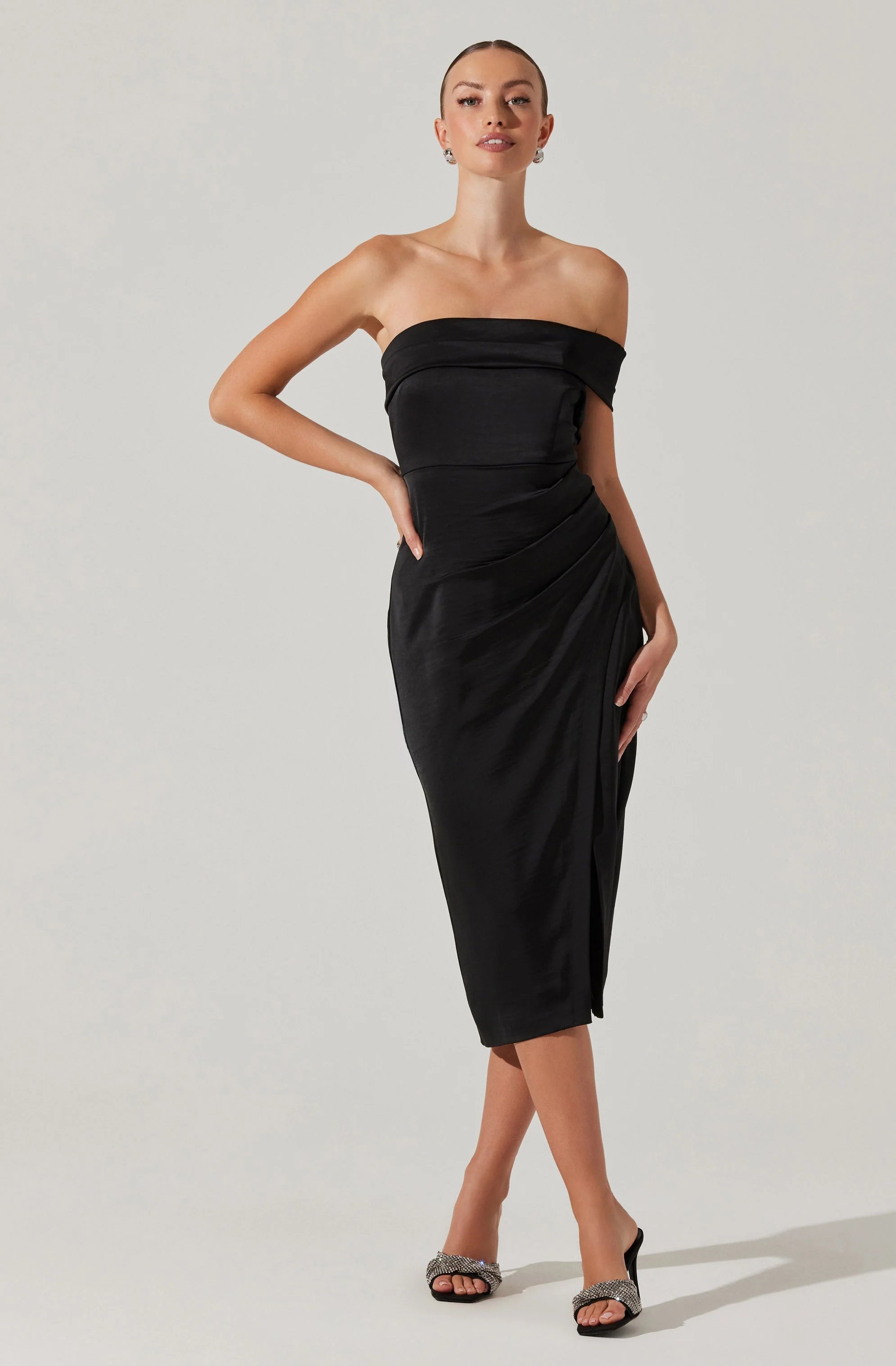 Gwyneria Off Shoulder Midi Dress - Image 3