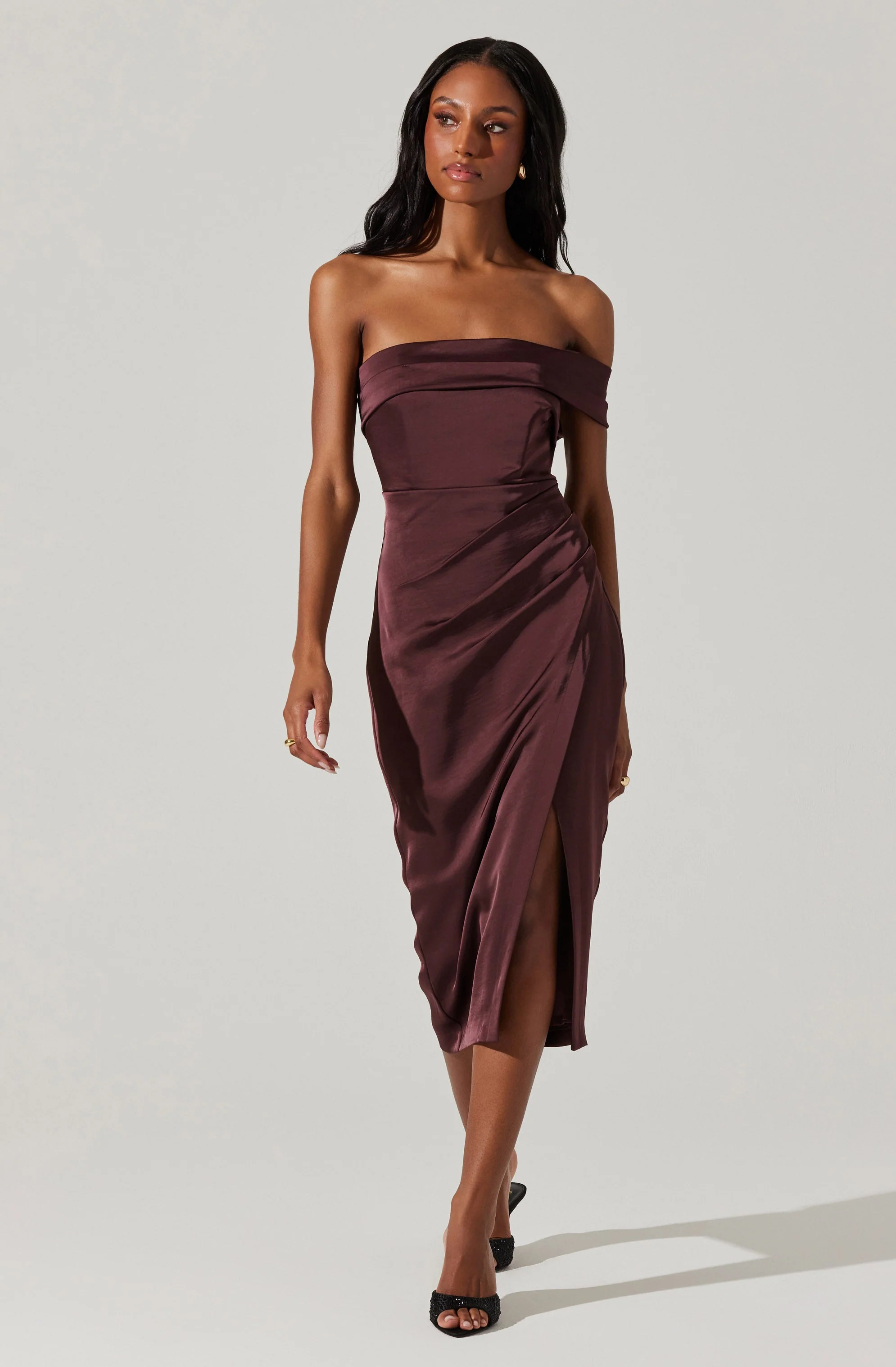 Gwyneria Off Shoulder Midi Dress - Image 7