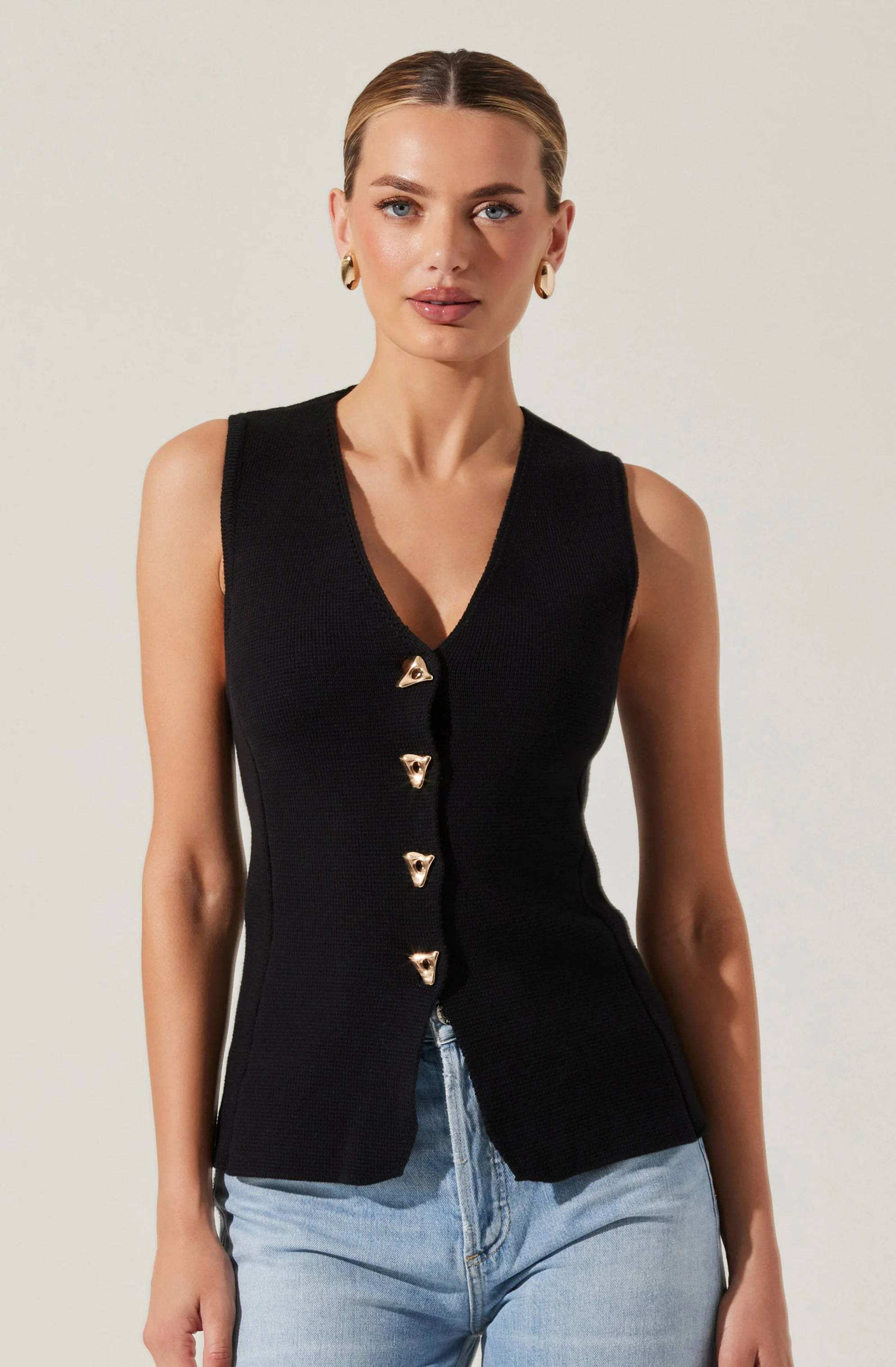 Jayce V-Neck Sweater Vest - Image 4