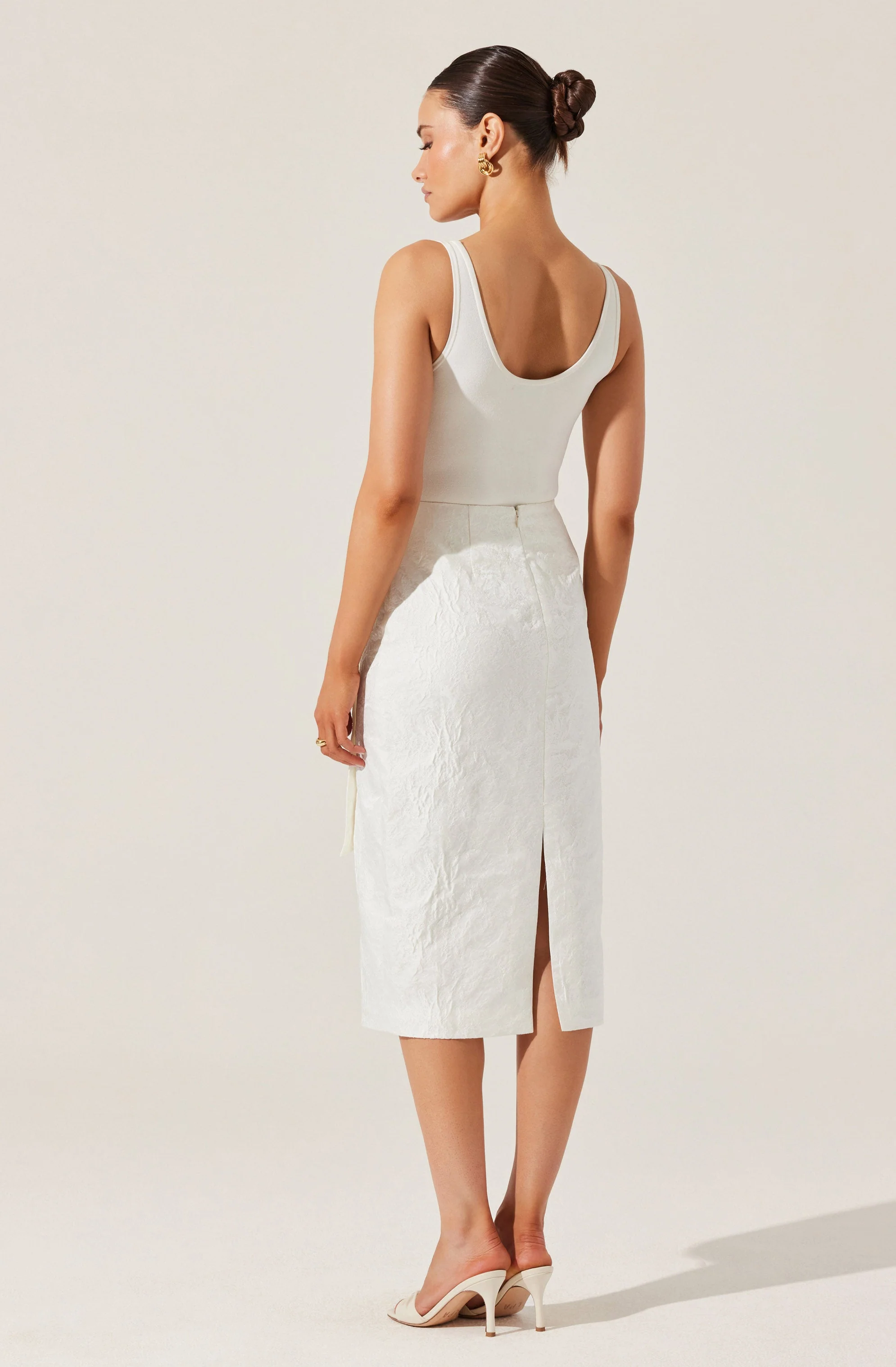 Jazmine Floral Jacquard Midi Skirt - Image 4