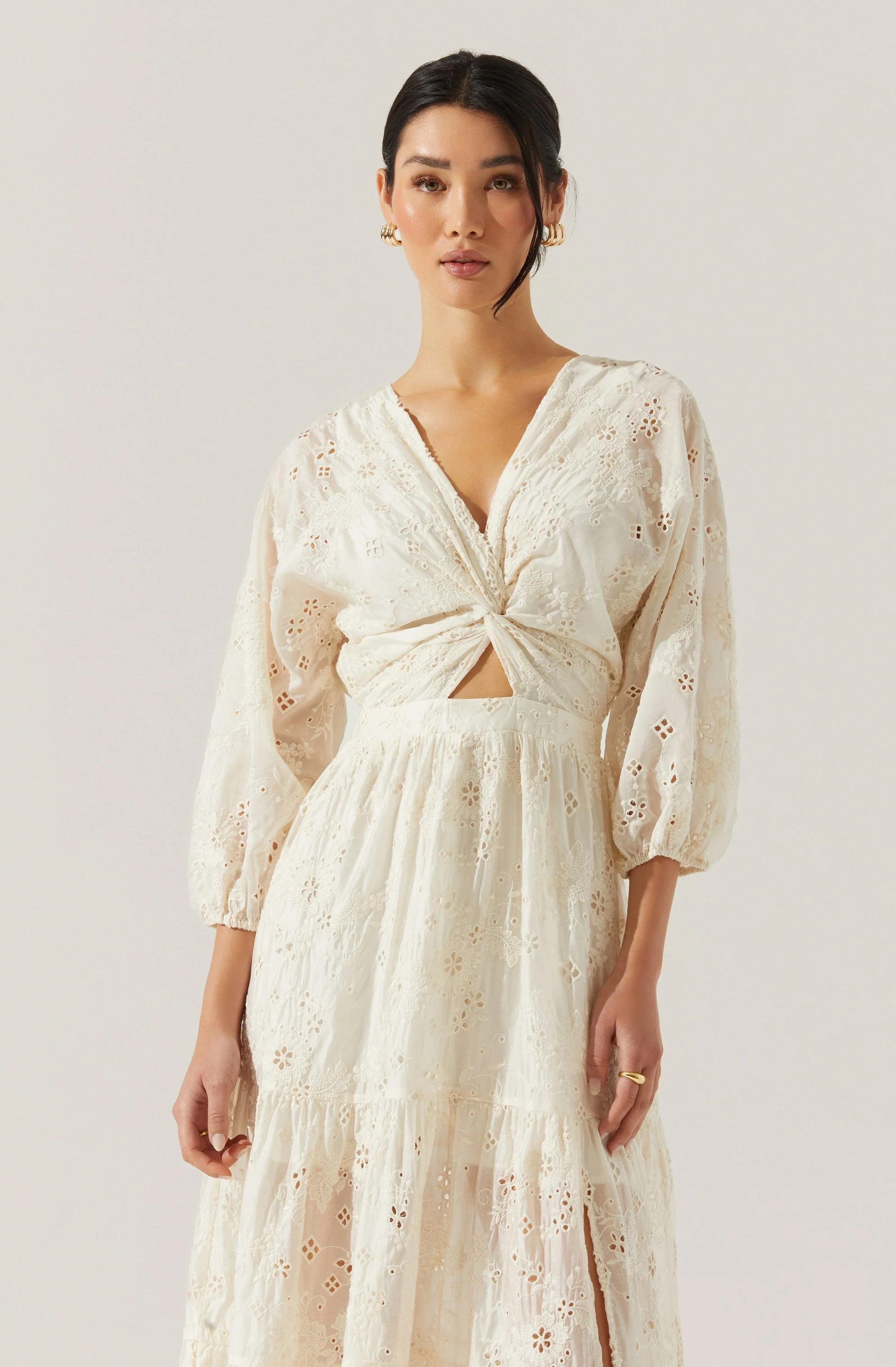 Jesalyn Floral Eyelet Maxi Dress - Image 9