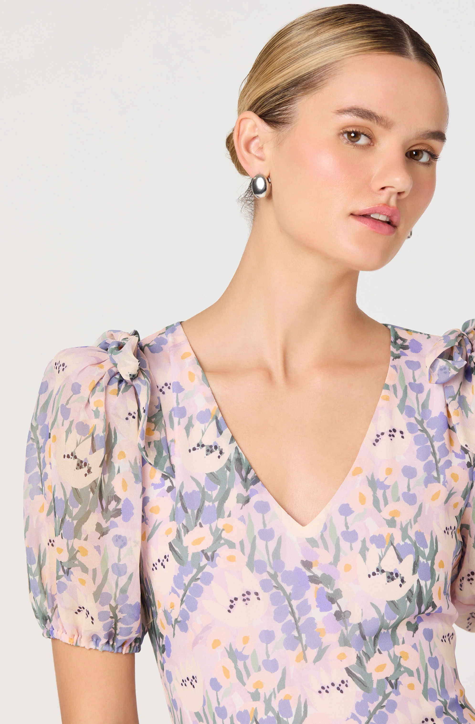 Jessenia Floral Puff Sleeve Midi Dress - Image 4