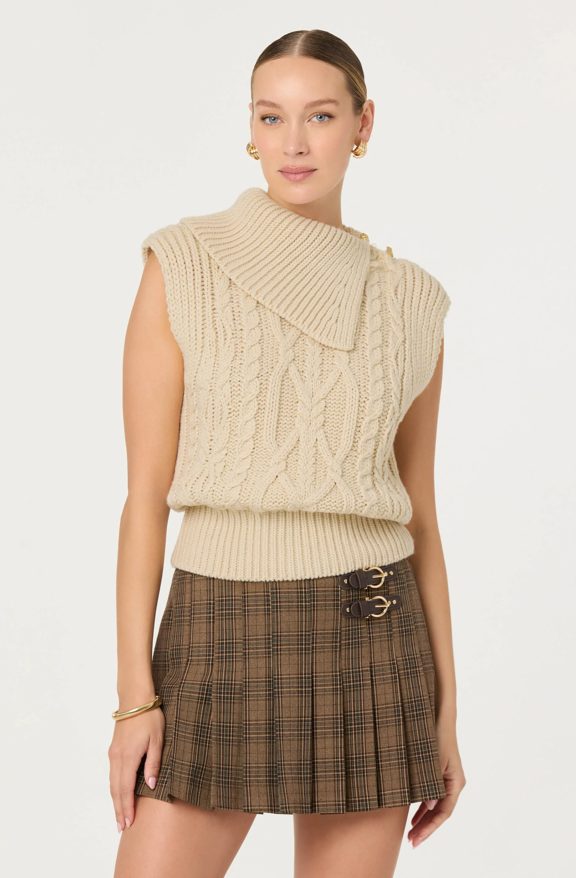 Kirstin Sleeveless Cable Knit Sweater - Image 3