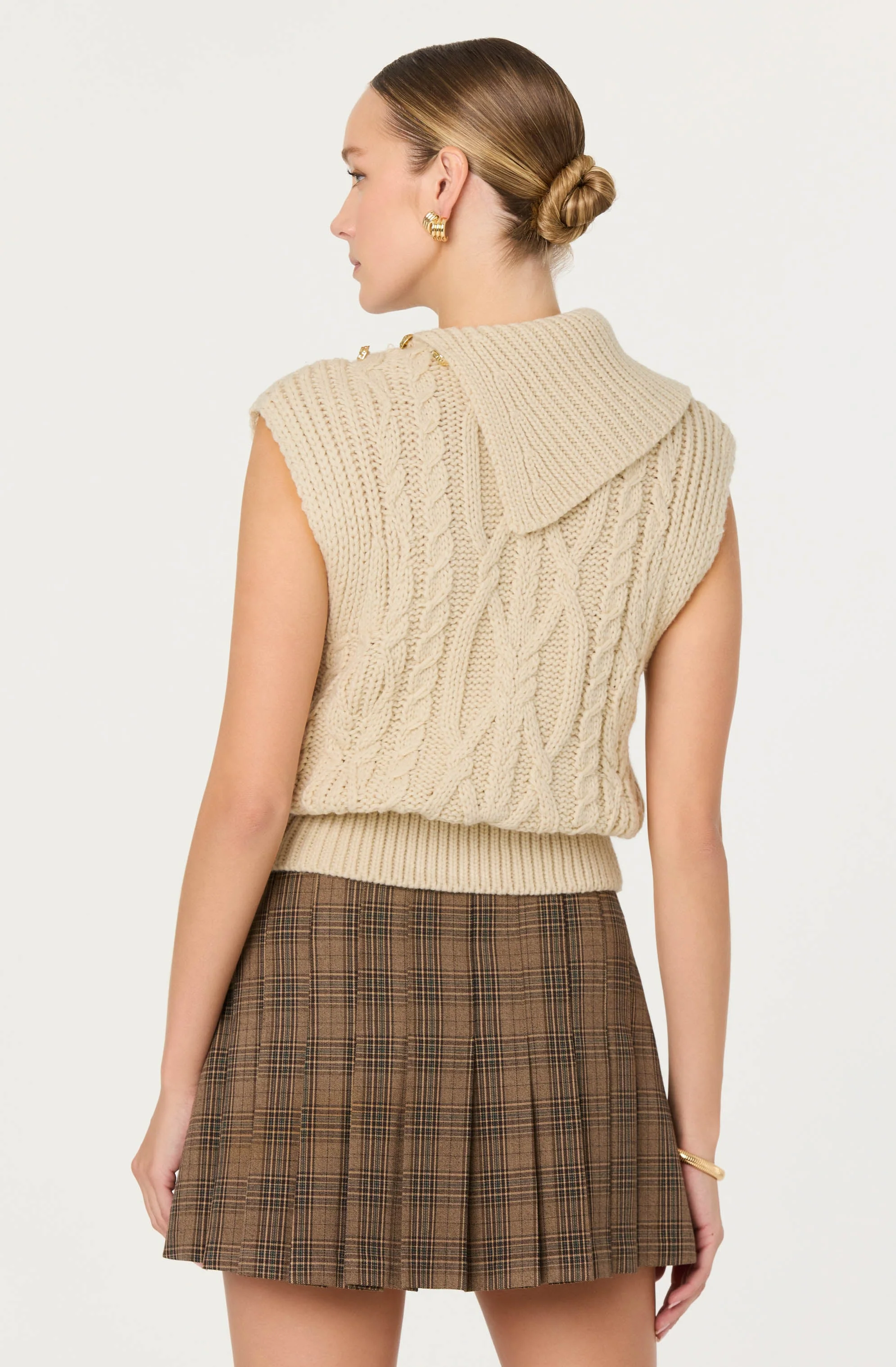 Kirstin Sleeveless Cable Knit Sweater - Image 6