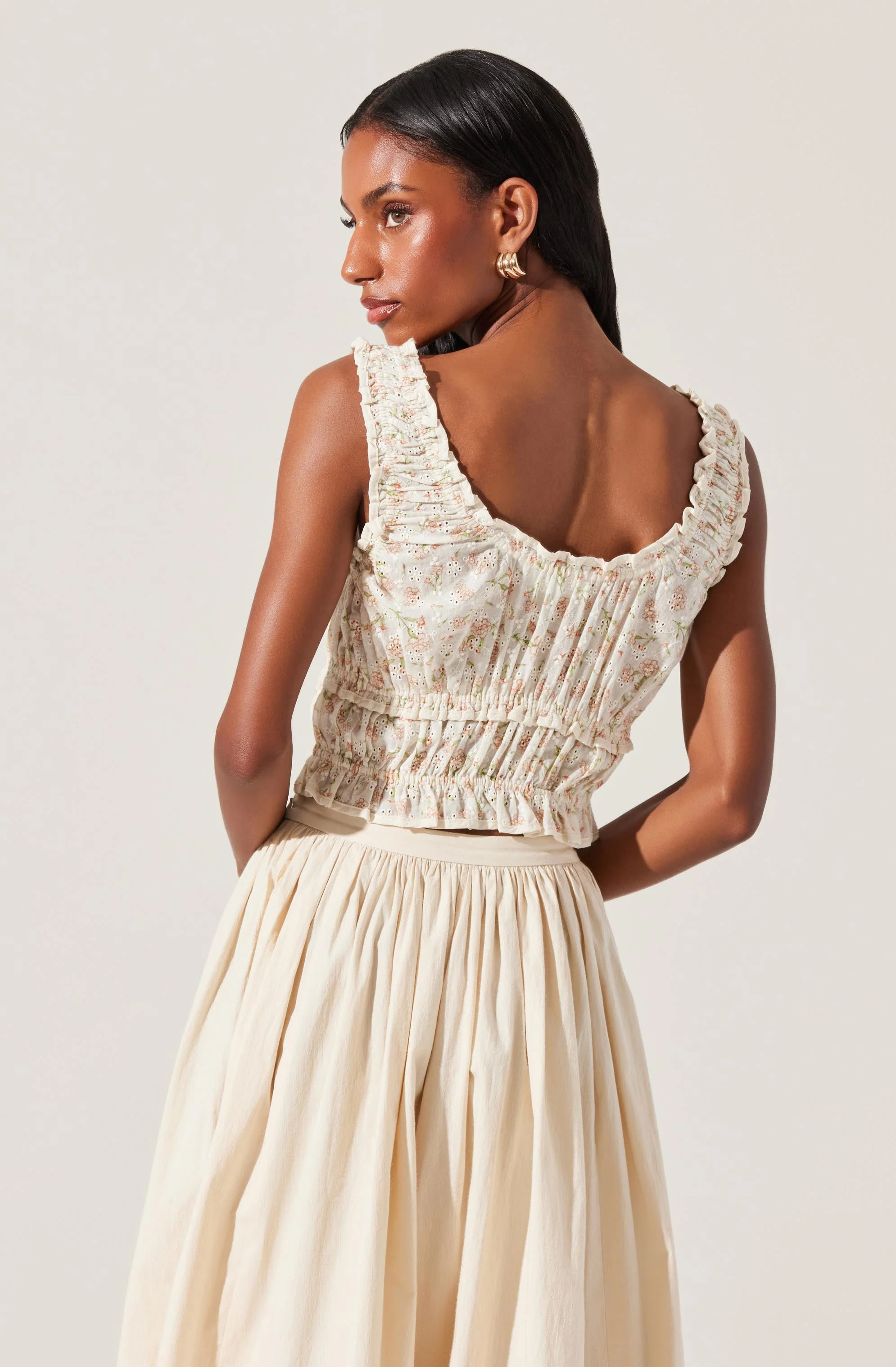 Kissel Floral Eyelet Cropped Top - Image 2