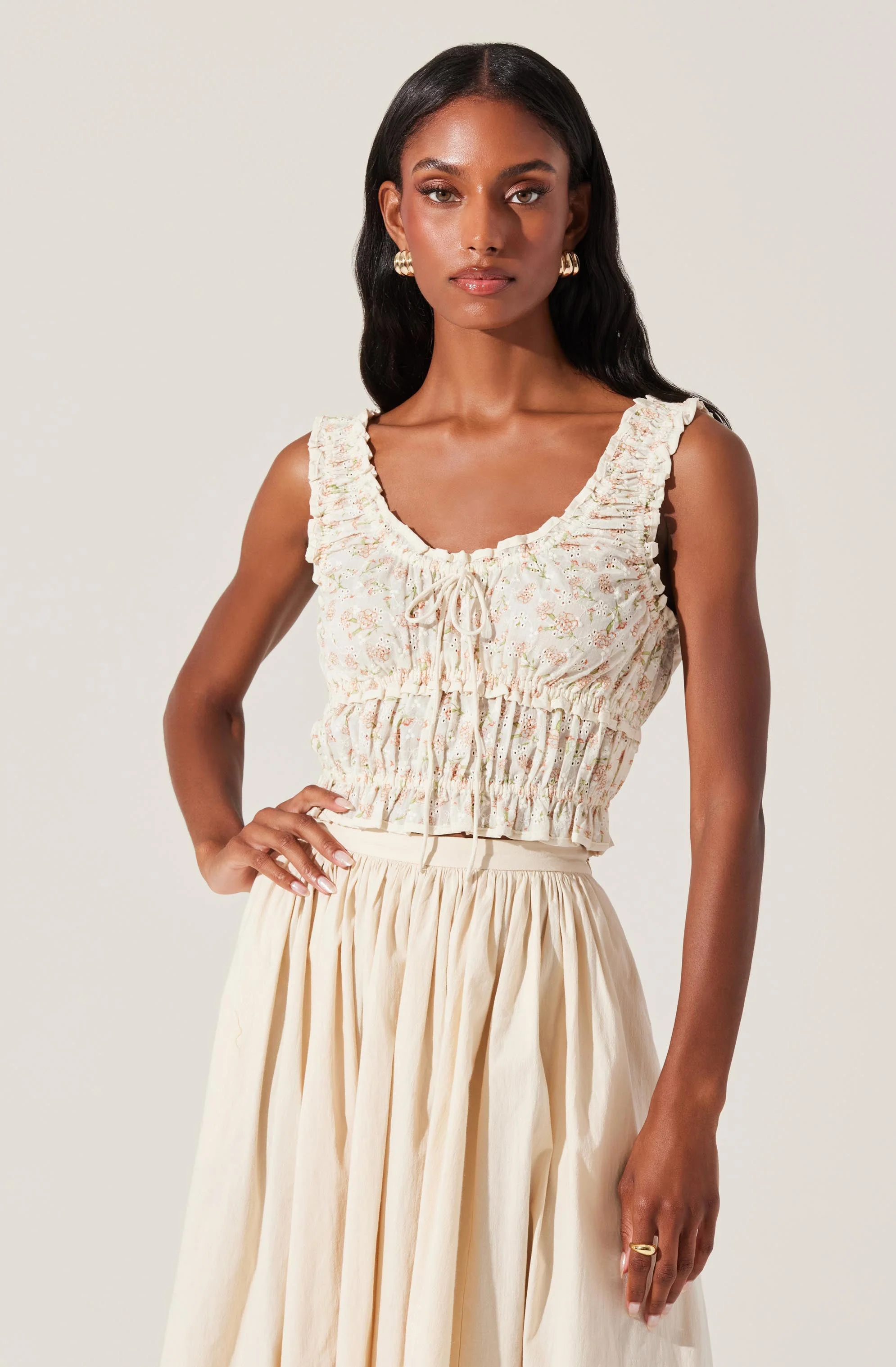 Kissel Floral Eyelet Cropped Top - Image 4