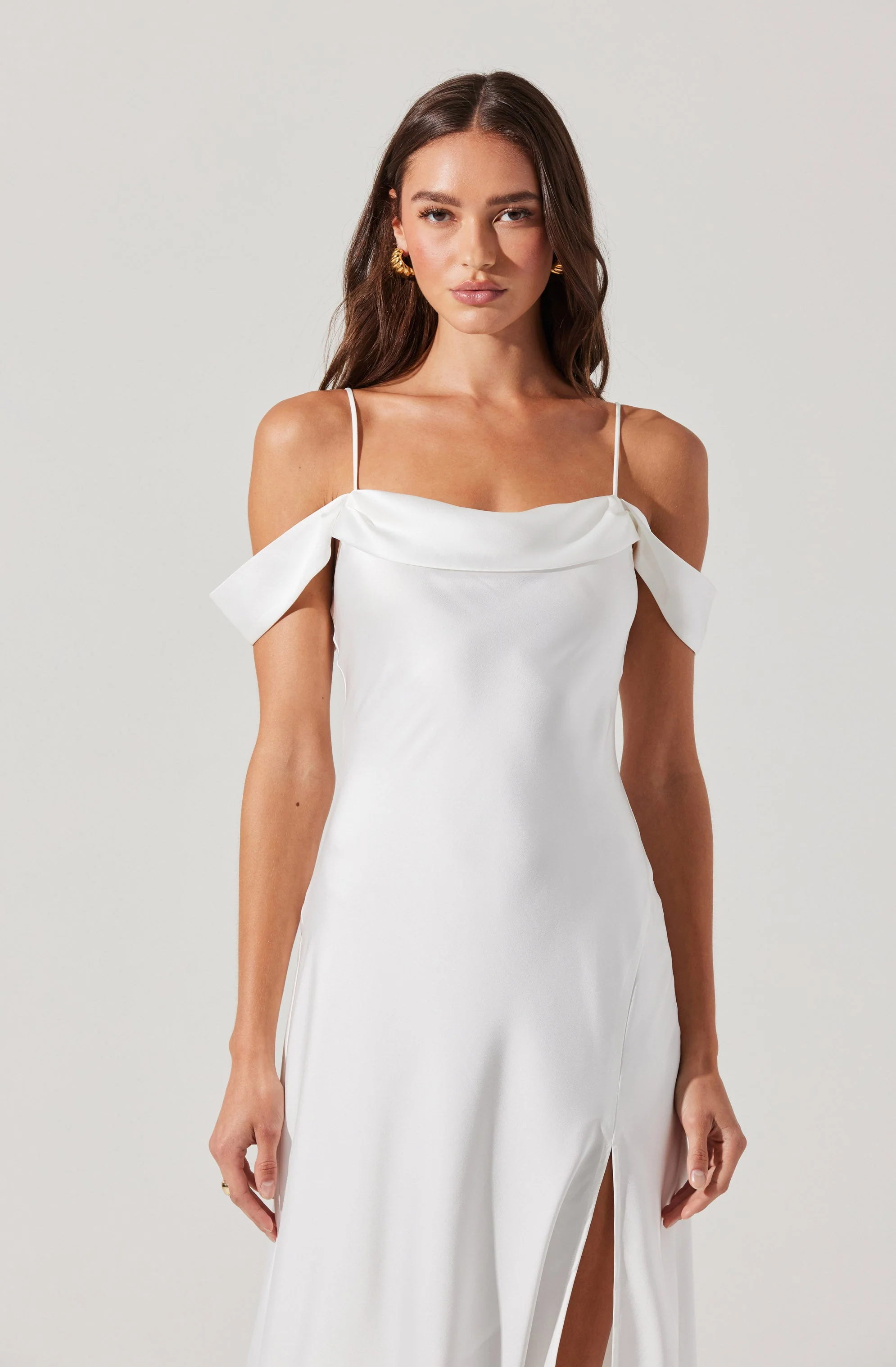 Kitura Cold Shoulder Maxi Dress - Image 5