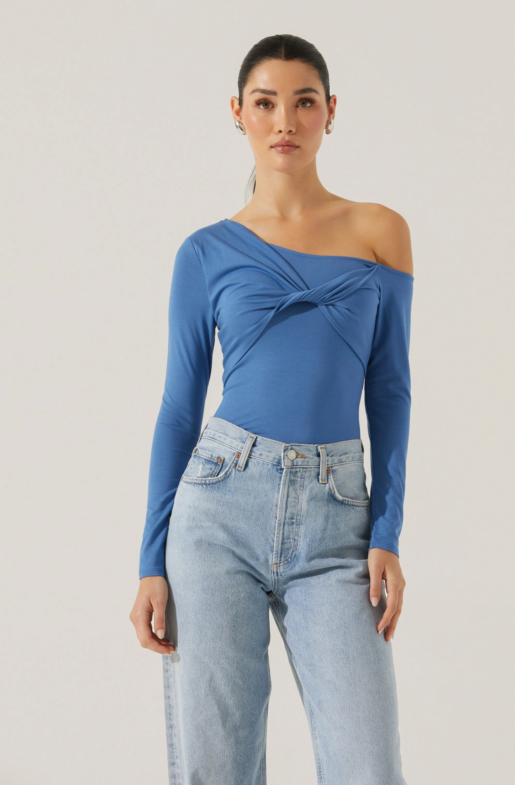 Kora Twist Front Top - Image 7