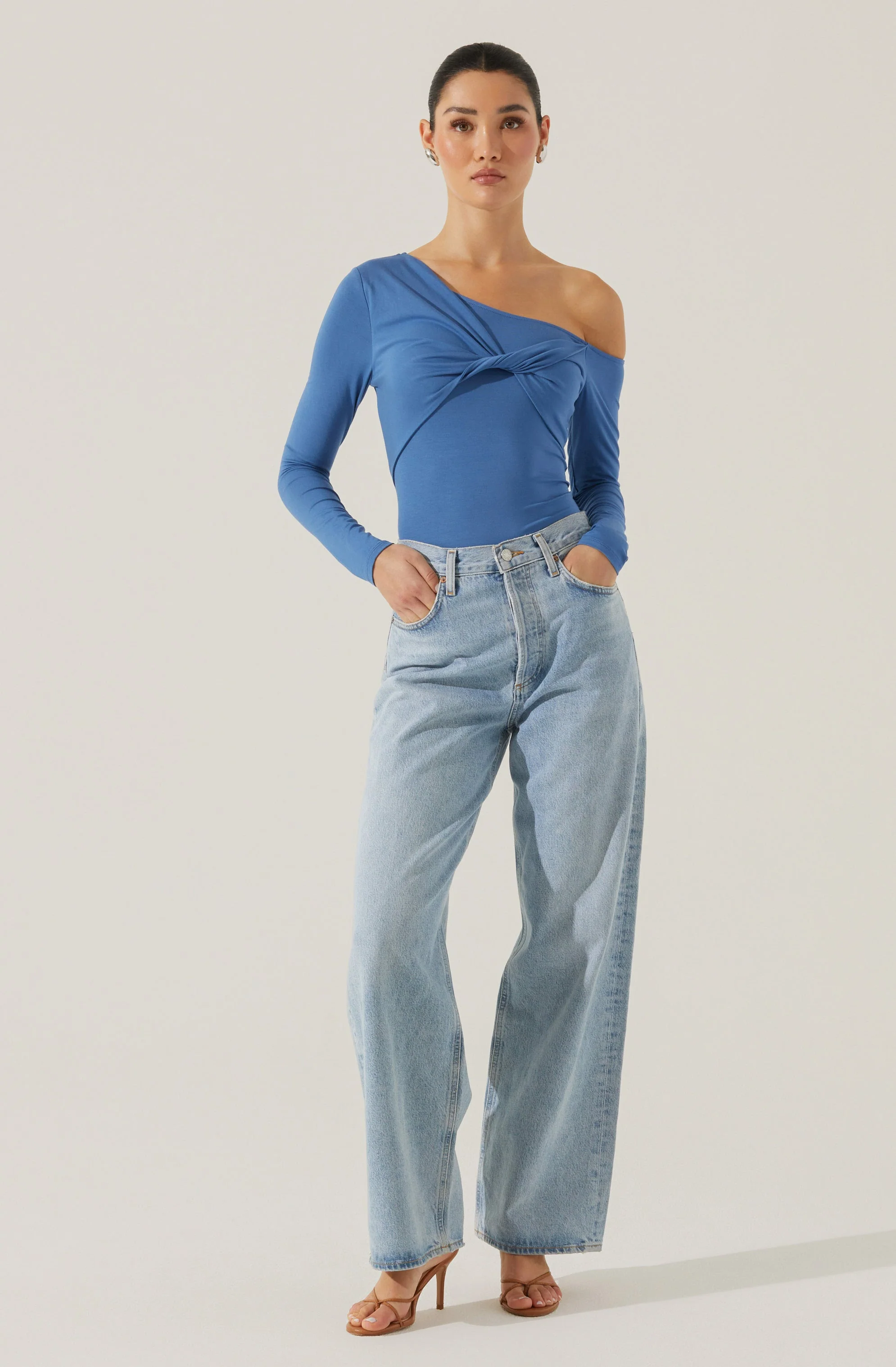 Kora Twist Front Top - Image 8