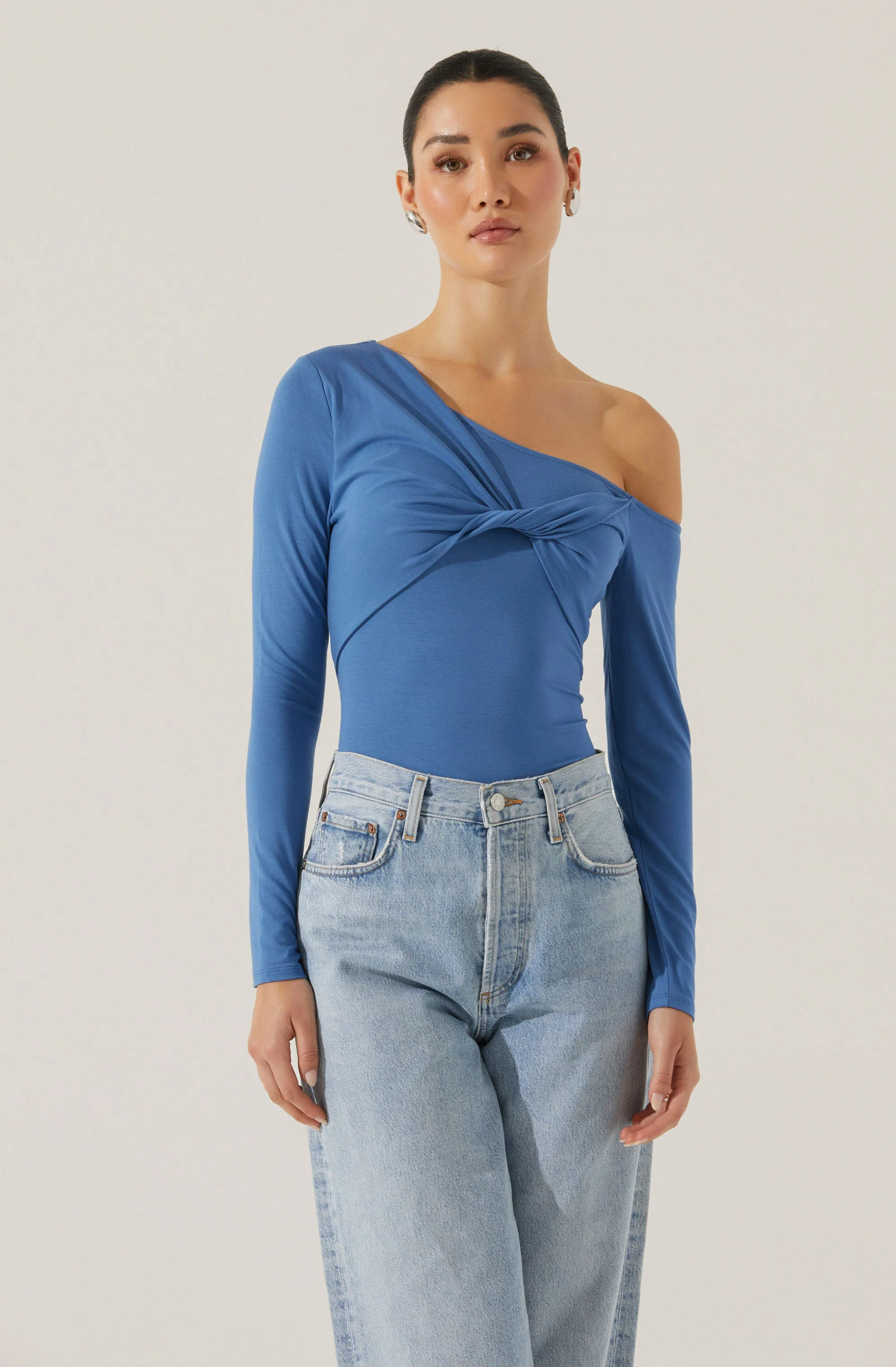 Kora Twist Front Top - Image 9