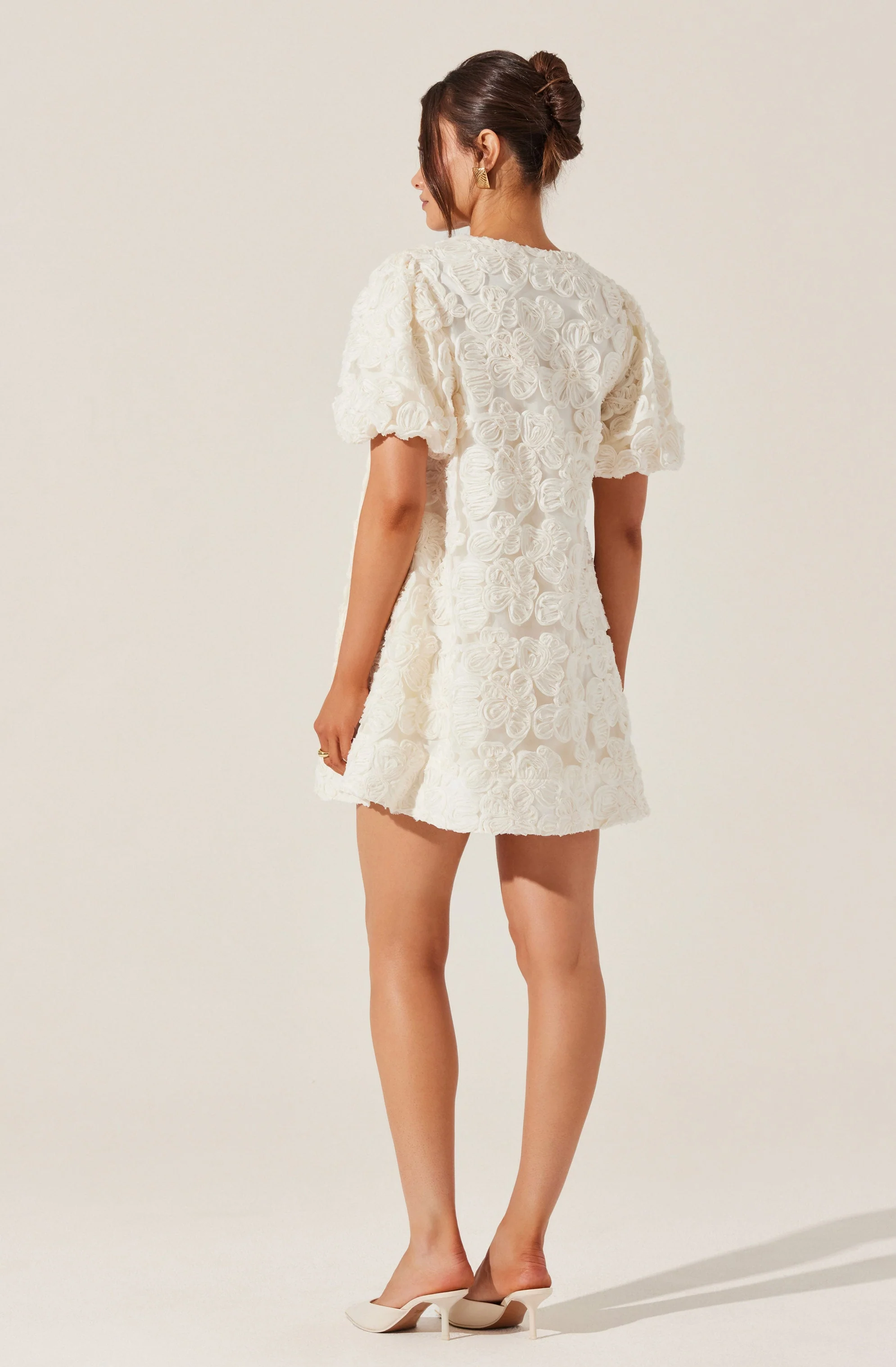 Lakelyn Floral Embroidered Mini Dress - Image 3